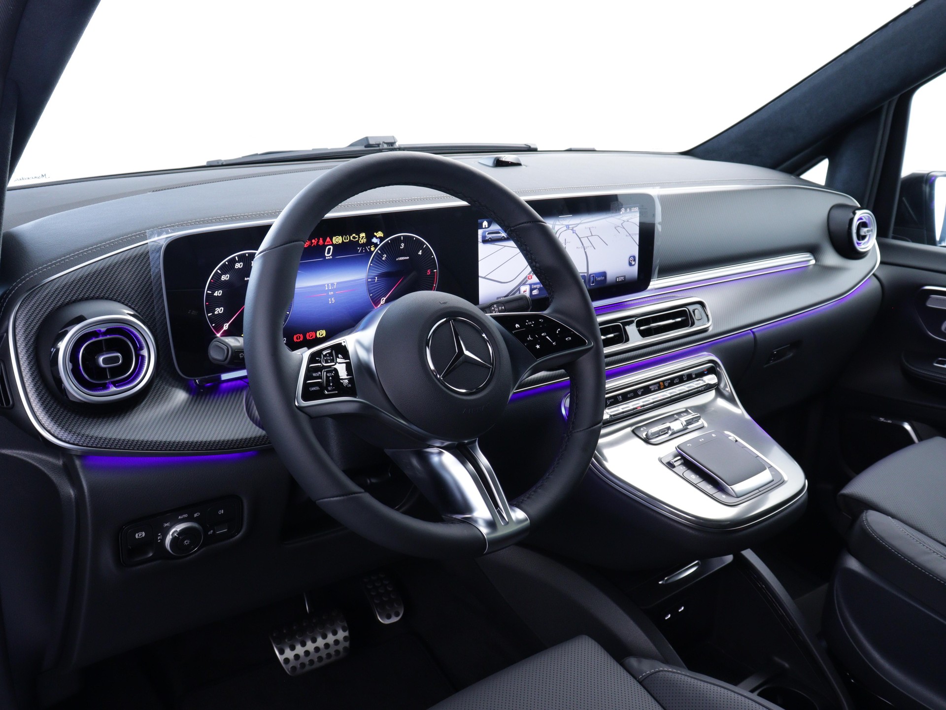 MERCEDES-BENZ V 300 d Swiss Ed. lang 4matic Van-image-5