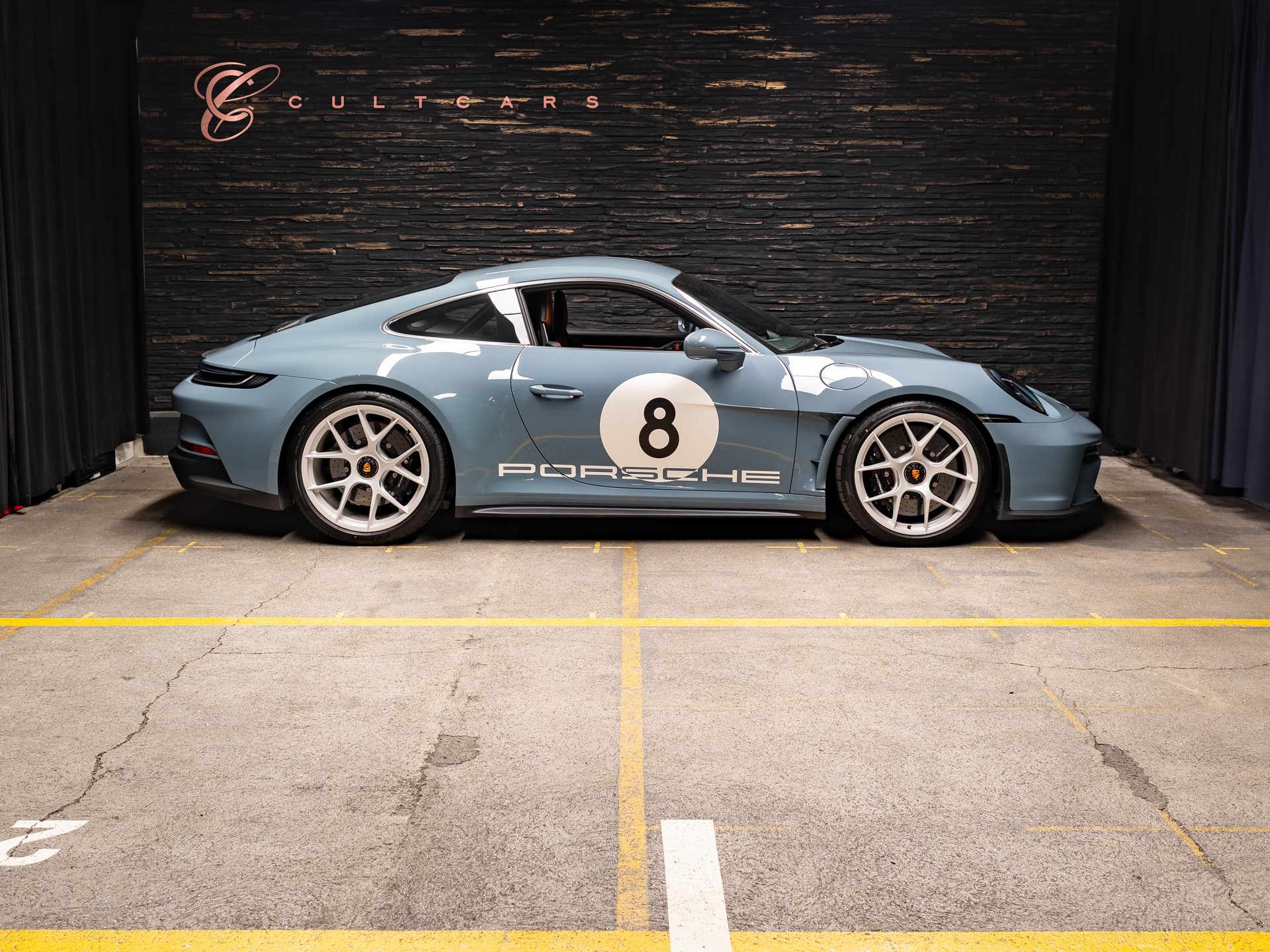 PORSCHE 911 S/T