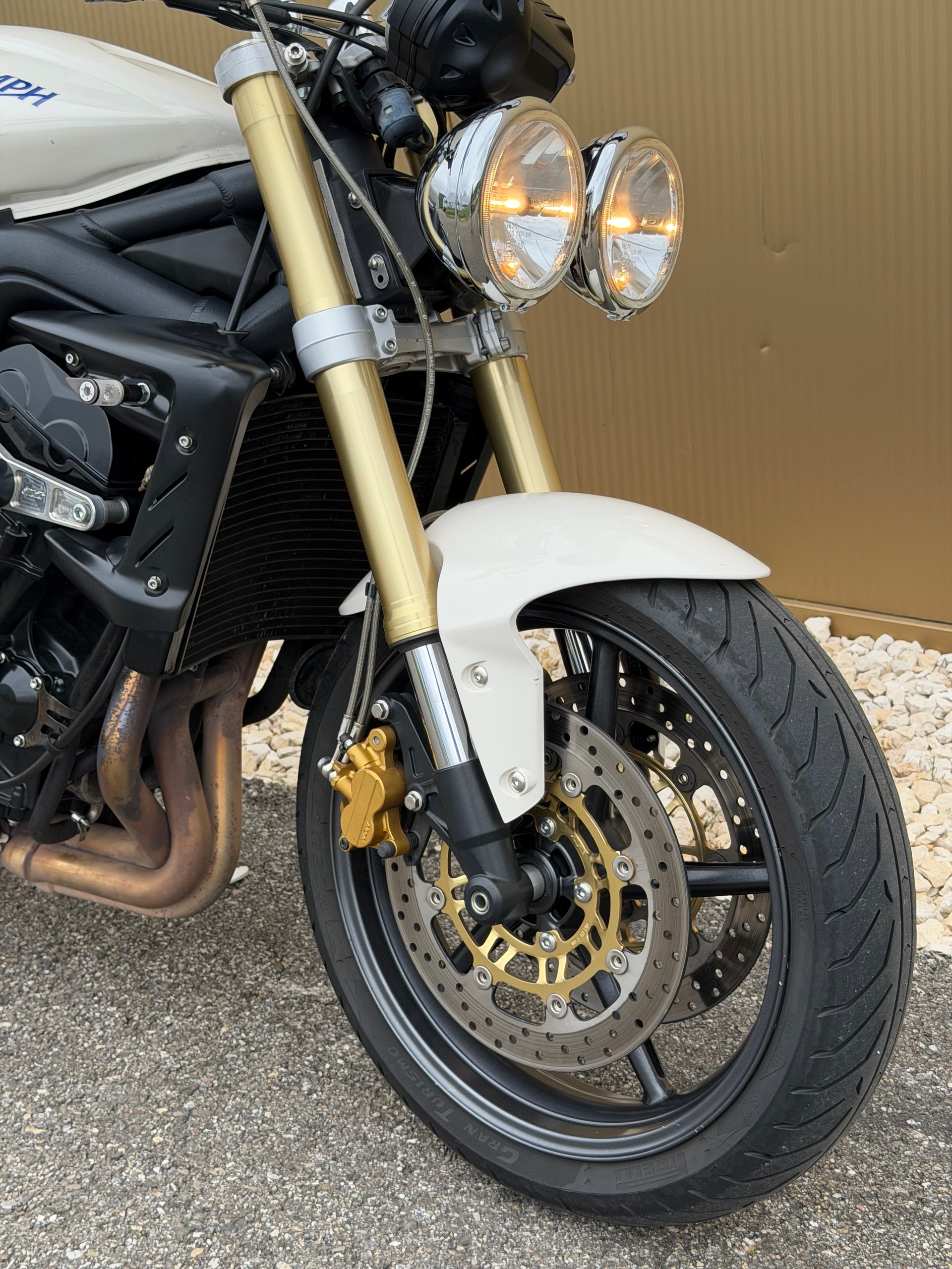 TRIUMPH Street Triple 675-image-1