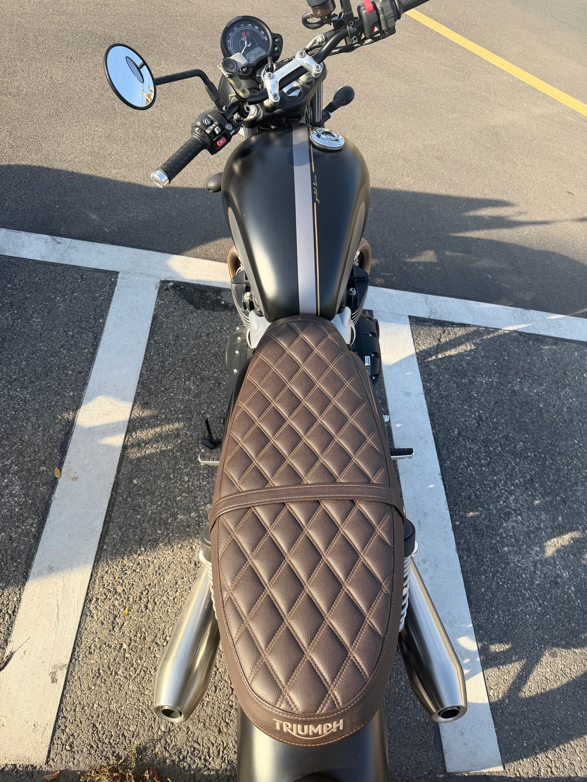 TRIUMPH Street Twin 900-image-5