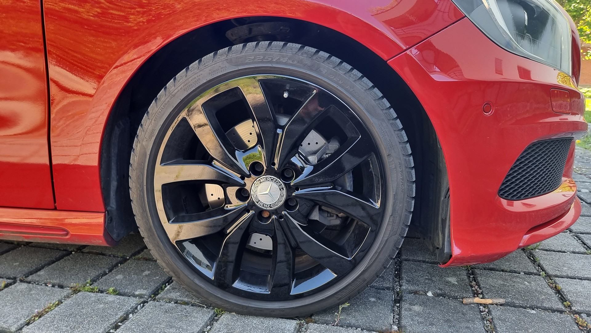 MERCEDES-BENZ A 250 AMG Line 4Matic 7G-DCT-image-6