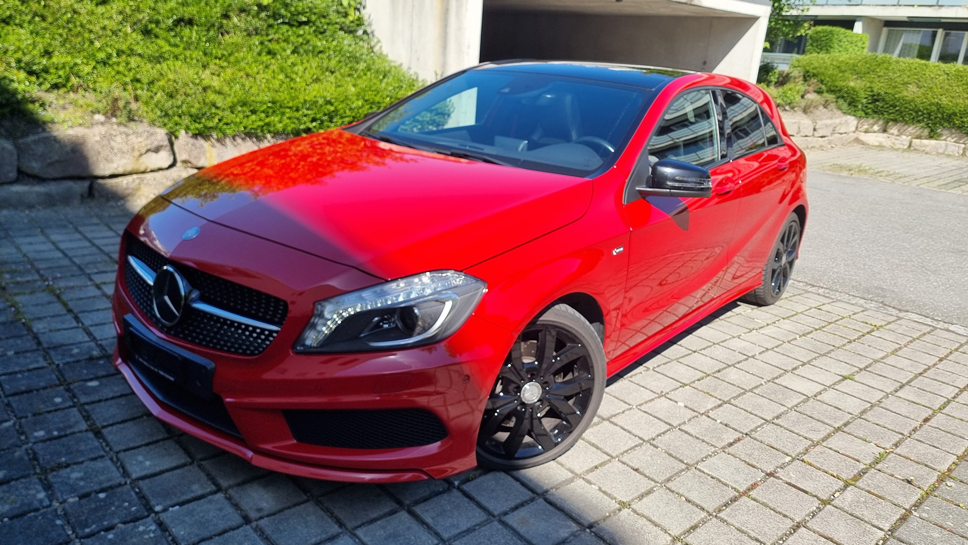 MERCEDES-BENZ A 250 AMG Line 4Matic 7G-DCT