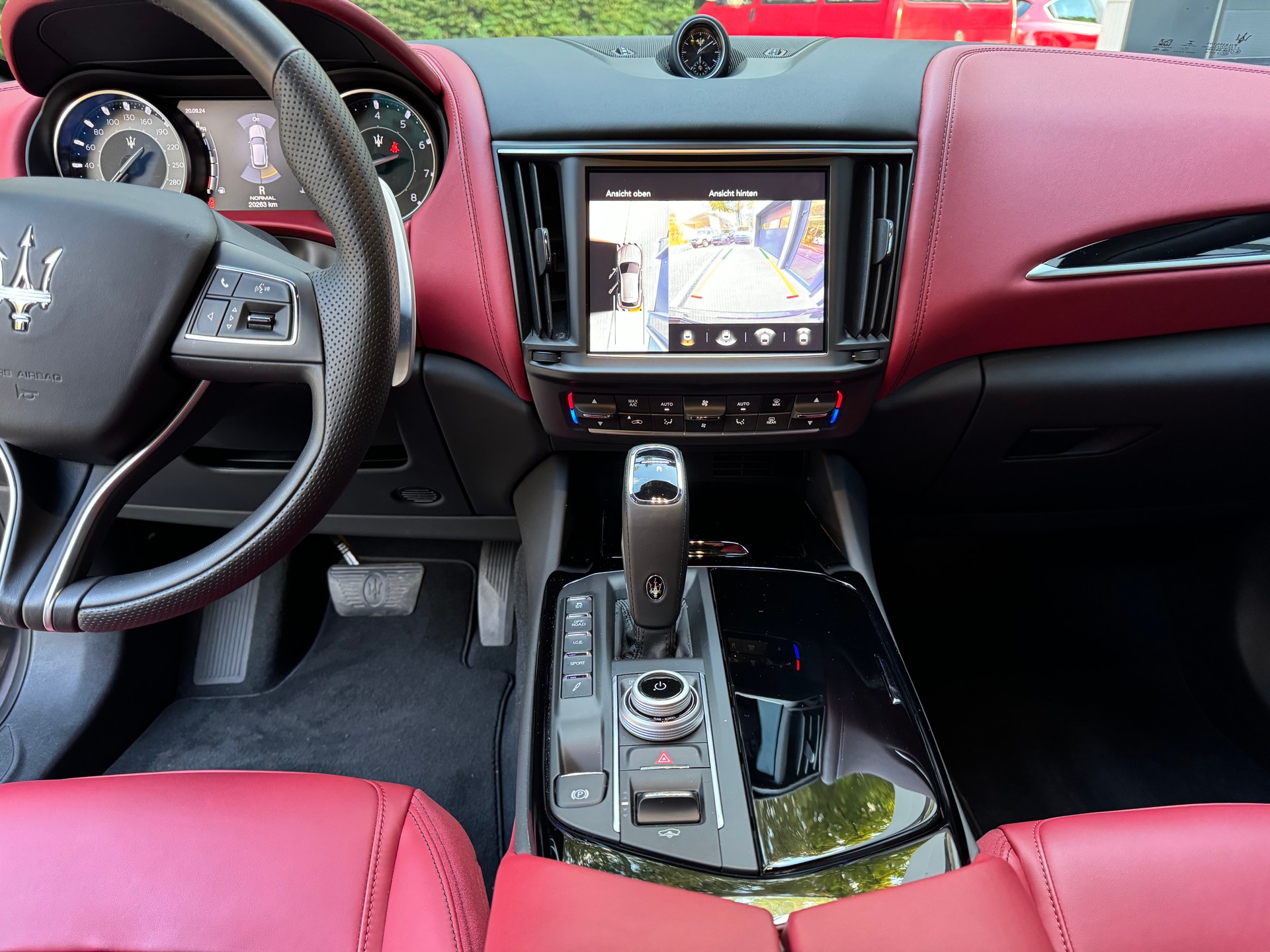 MASERATI Levante 2.0 MHEV GT Hybrid Automatica-image-9