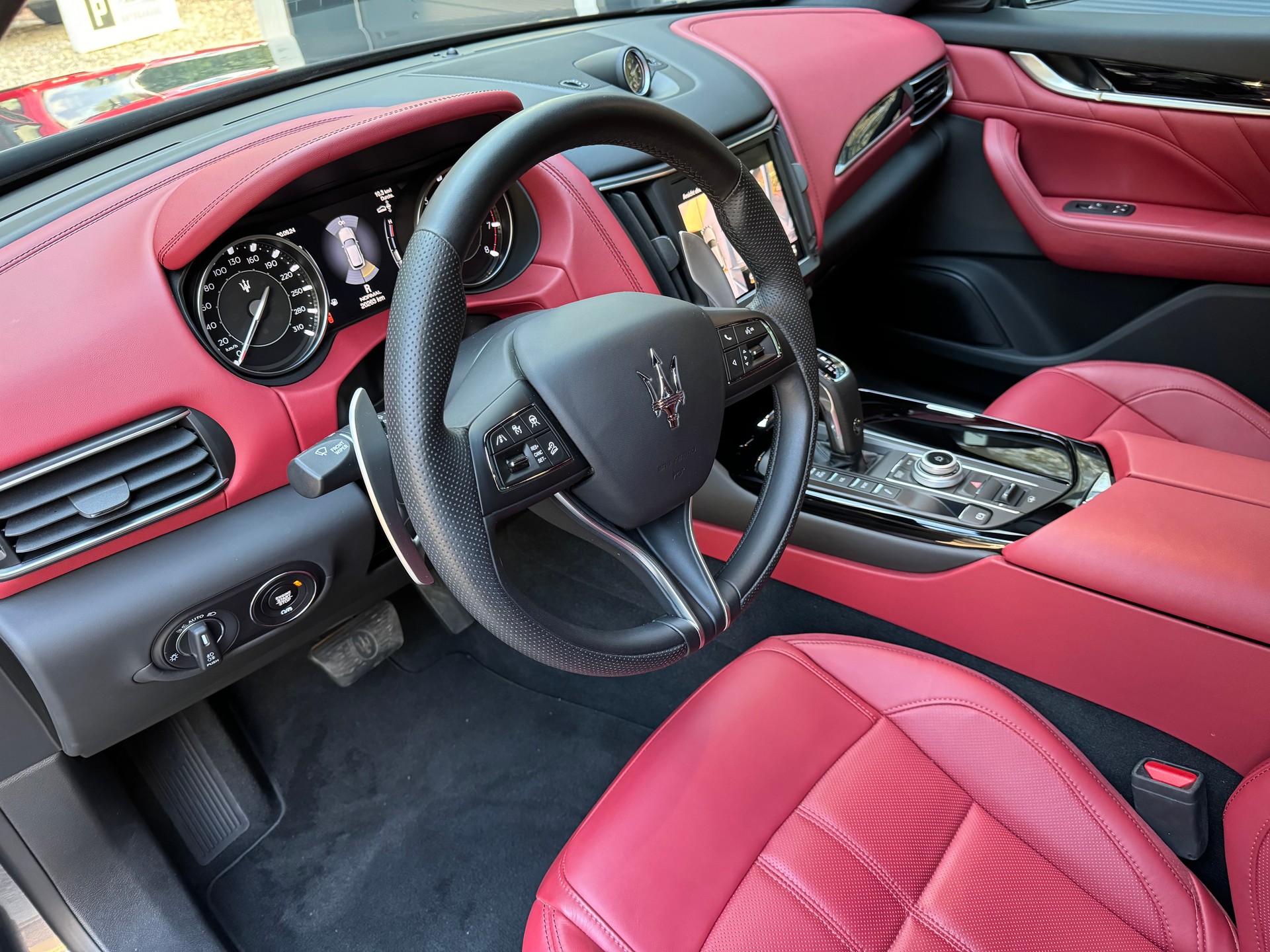 MASERATI Levante 2.0 MHEV GT Hybrid Automatica-image-10