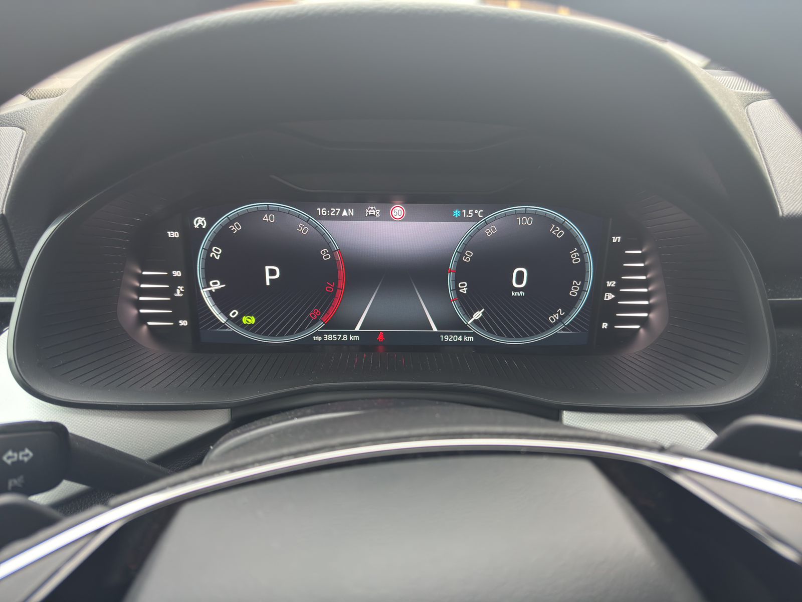 SKODA Kamiq 1.0 TSI Ambition DSG-image-4