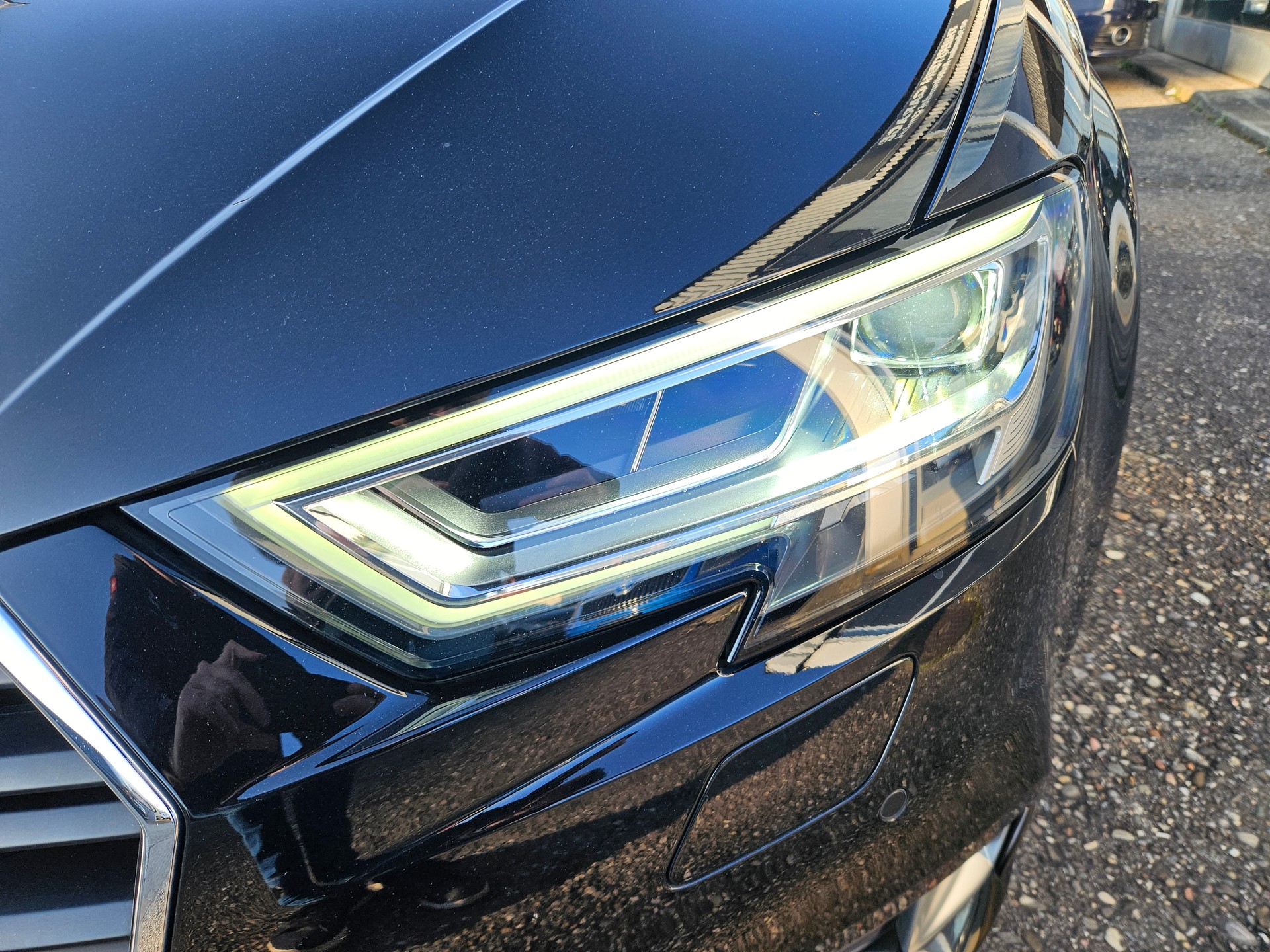AUDI A3 Sportback 1.5 TFSI S-tronic Sport S-Line-image-22