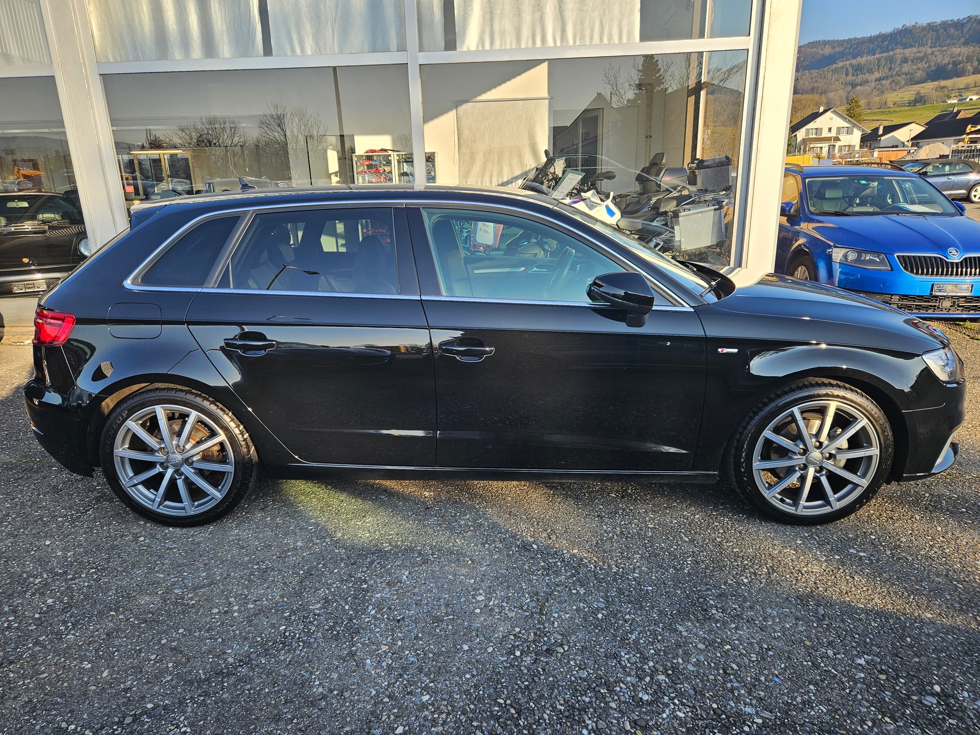 AUDI A3 Sportback 1.5 TFSI S-tronic Sport S-Line-image-6