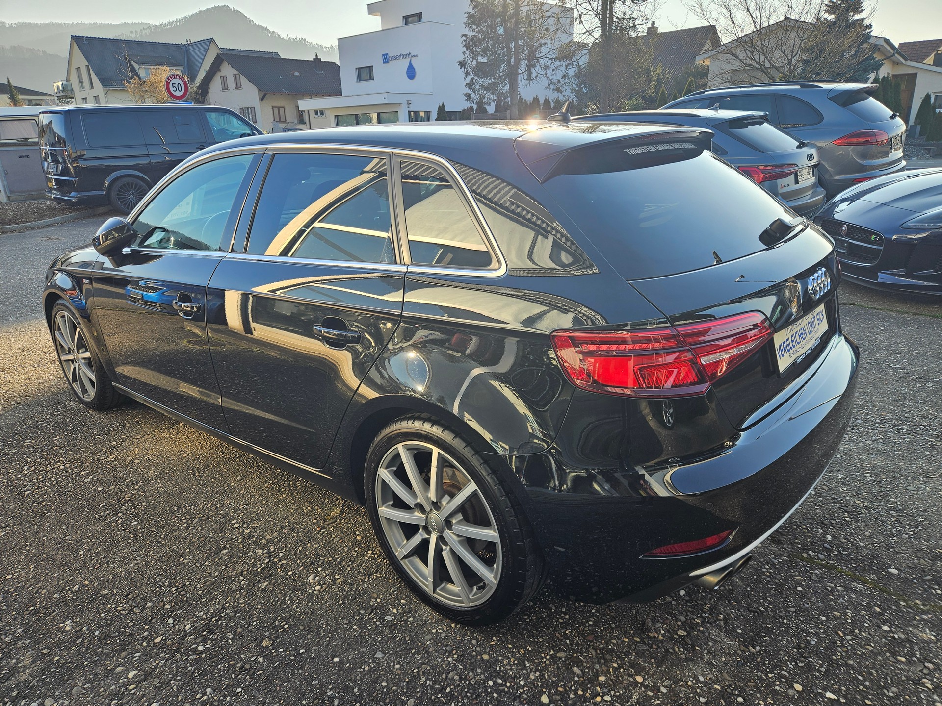 AUDI A3 Sportback 1.5 TFSI S-tronic Sport S-Line-showroom-element-3