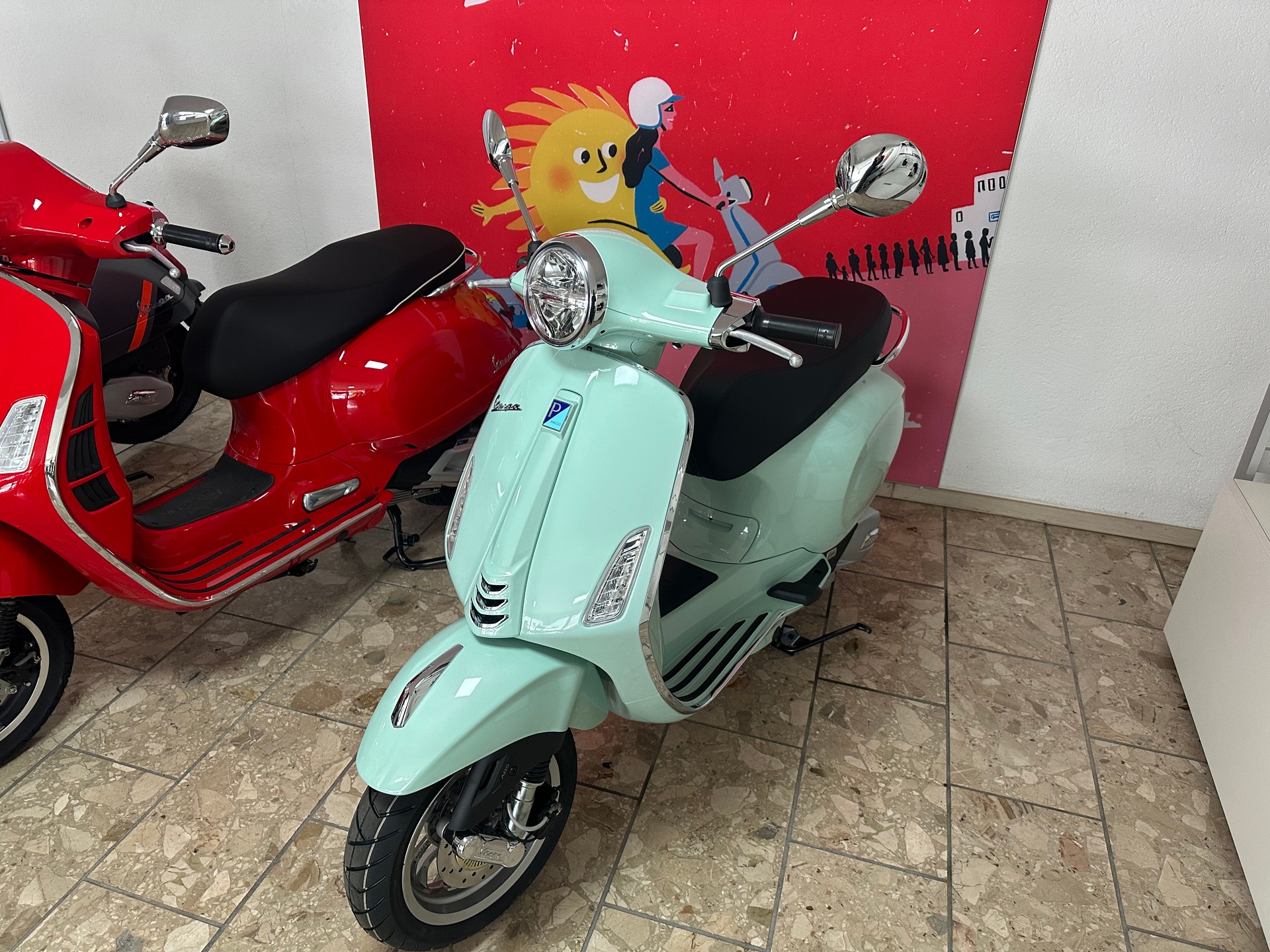 PIAGGIO Vespa 125 Primavera-image-2