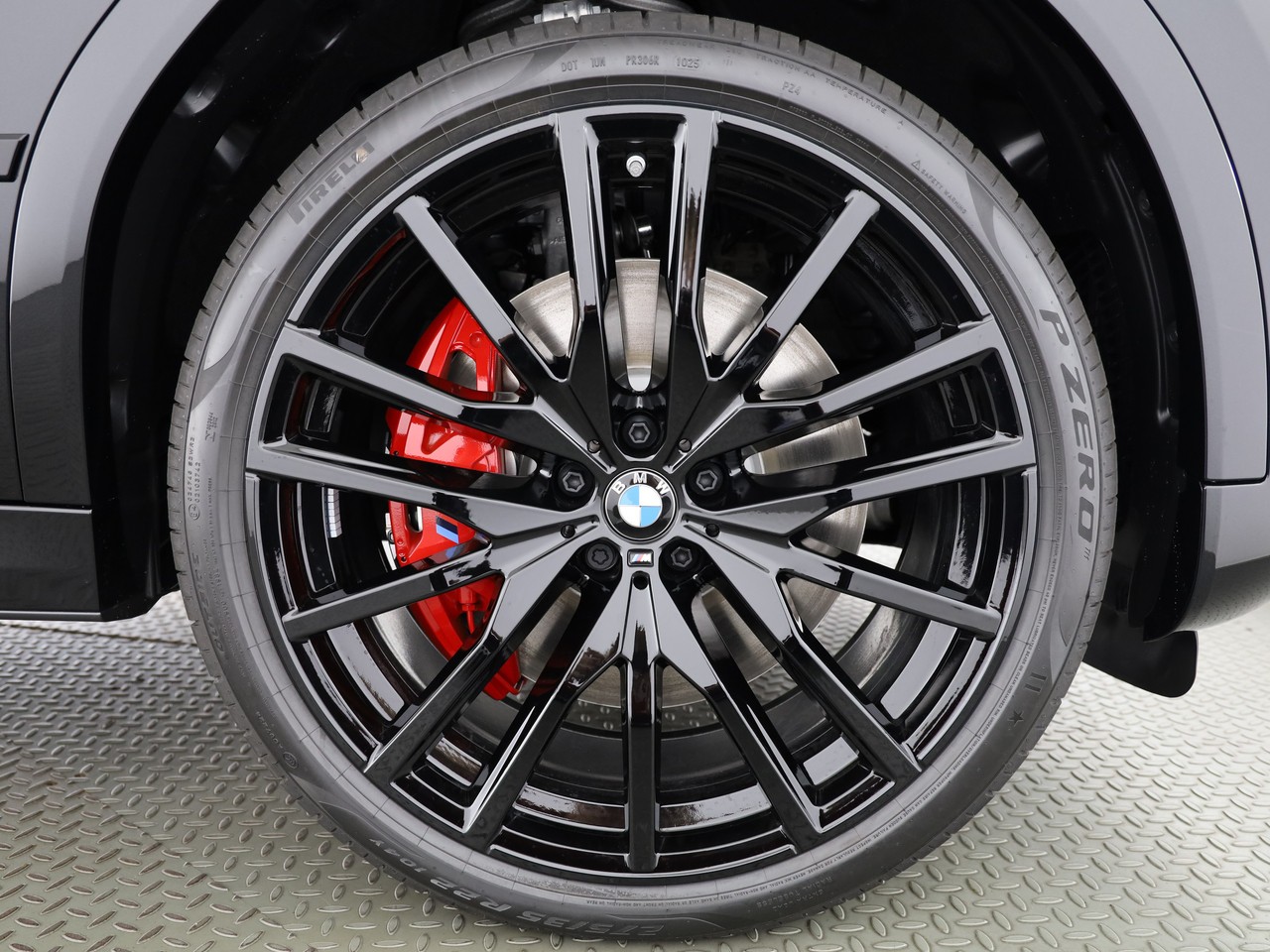 BMW X6 xDr48V M60i M SportPro-image-18