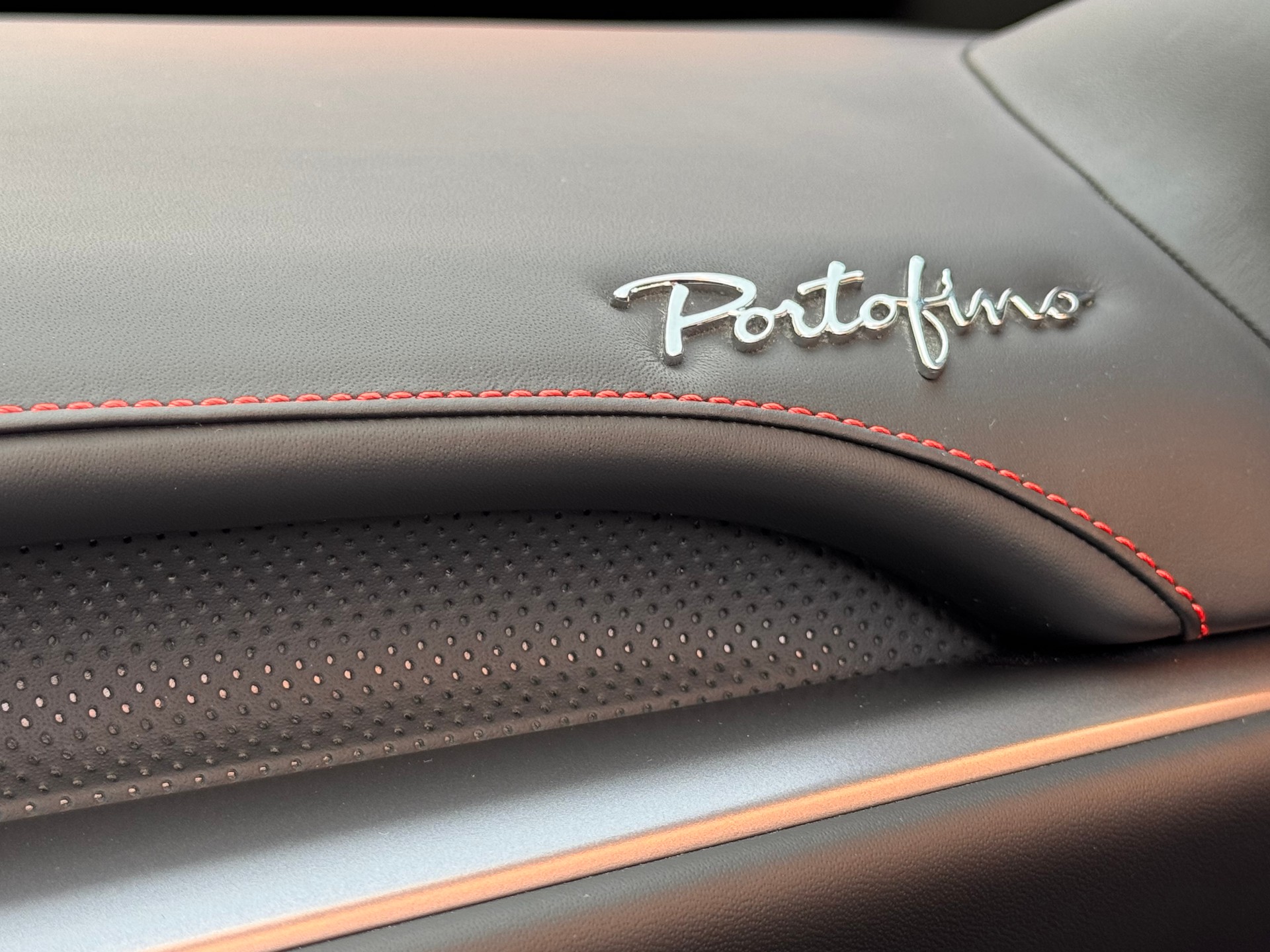 FERRARI Portofino 3.9 V8 T-image-13