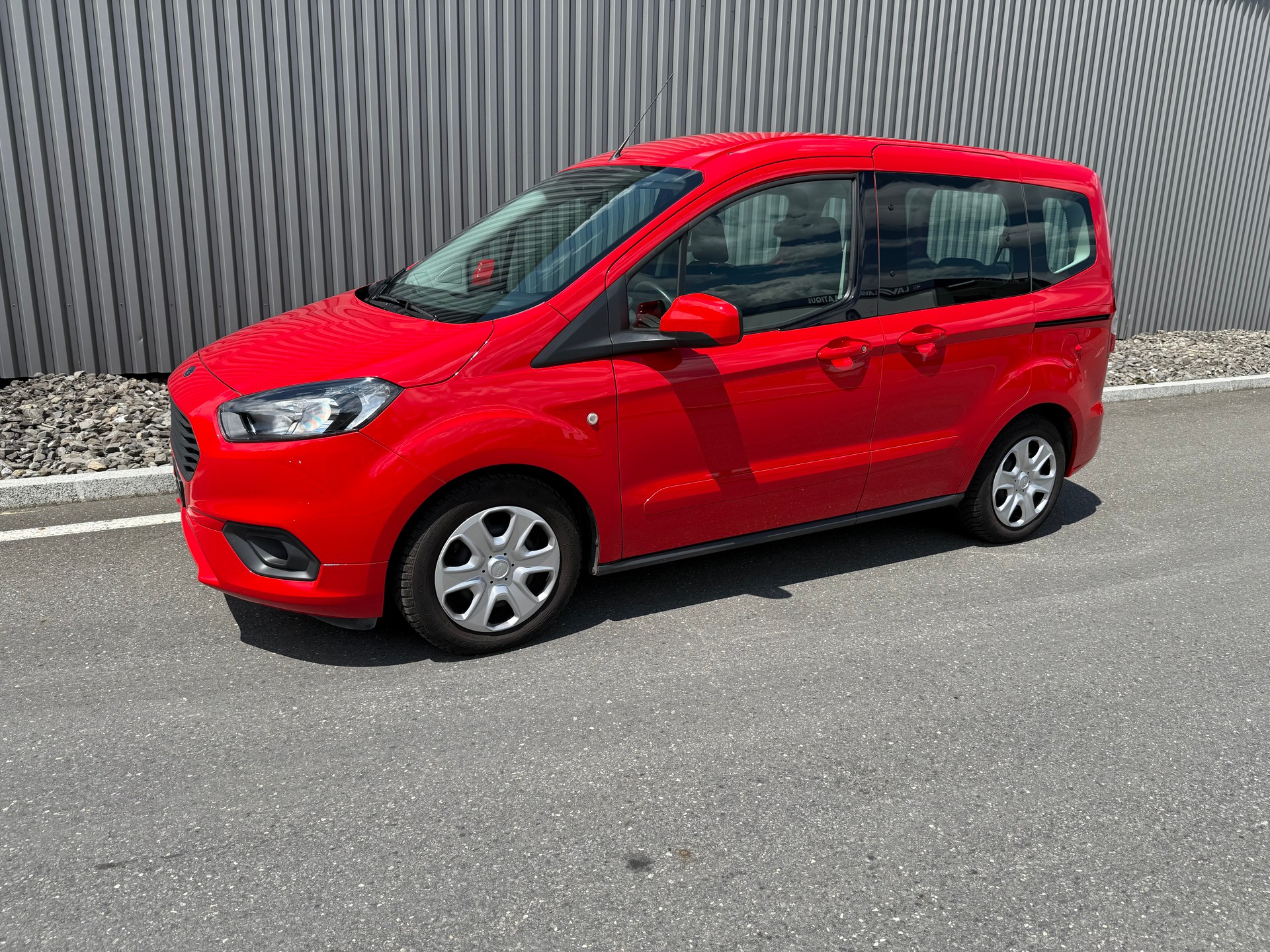 FORD Tourneo Courier 1.0 SCTi Trend AVEC TACHYMÈTRE PROFESSIONNEL