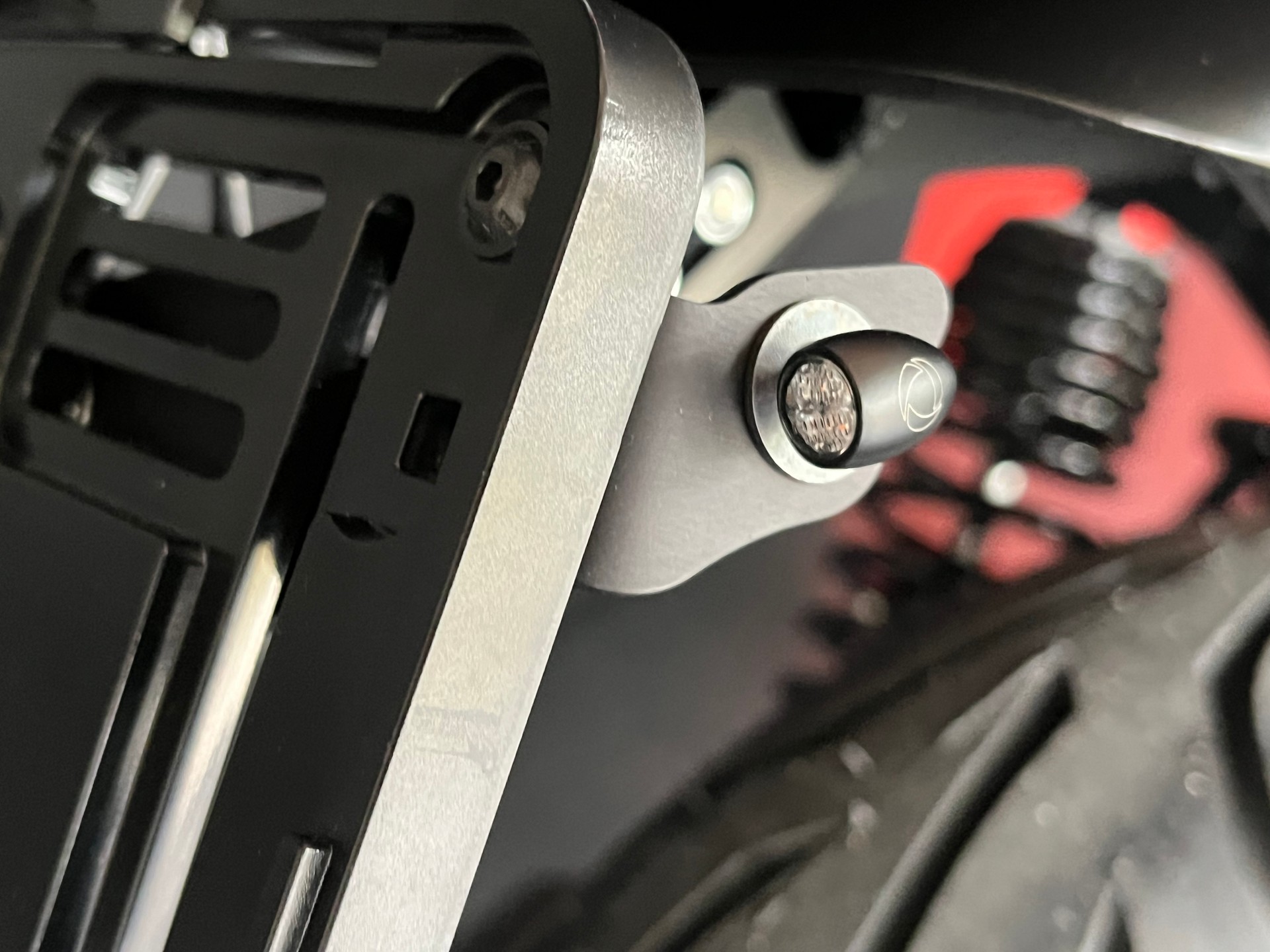 MOTO GUZZI V7 IV 850 Steel level-image-9