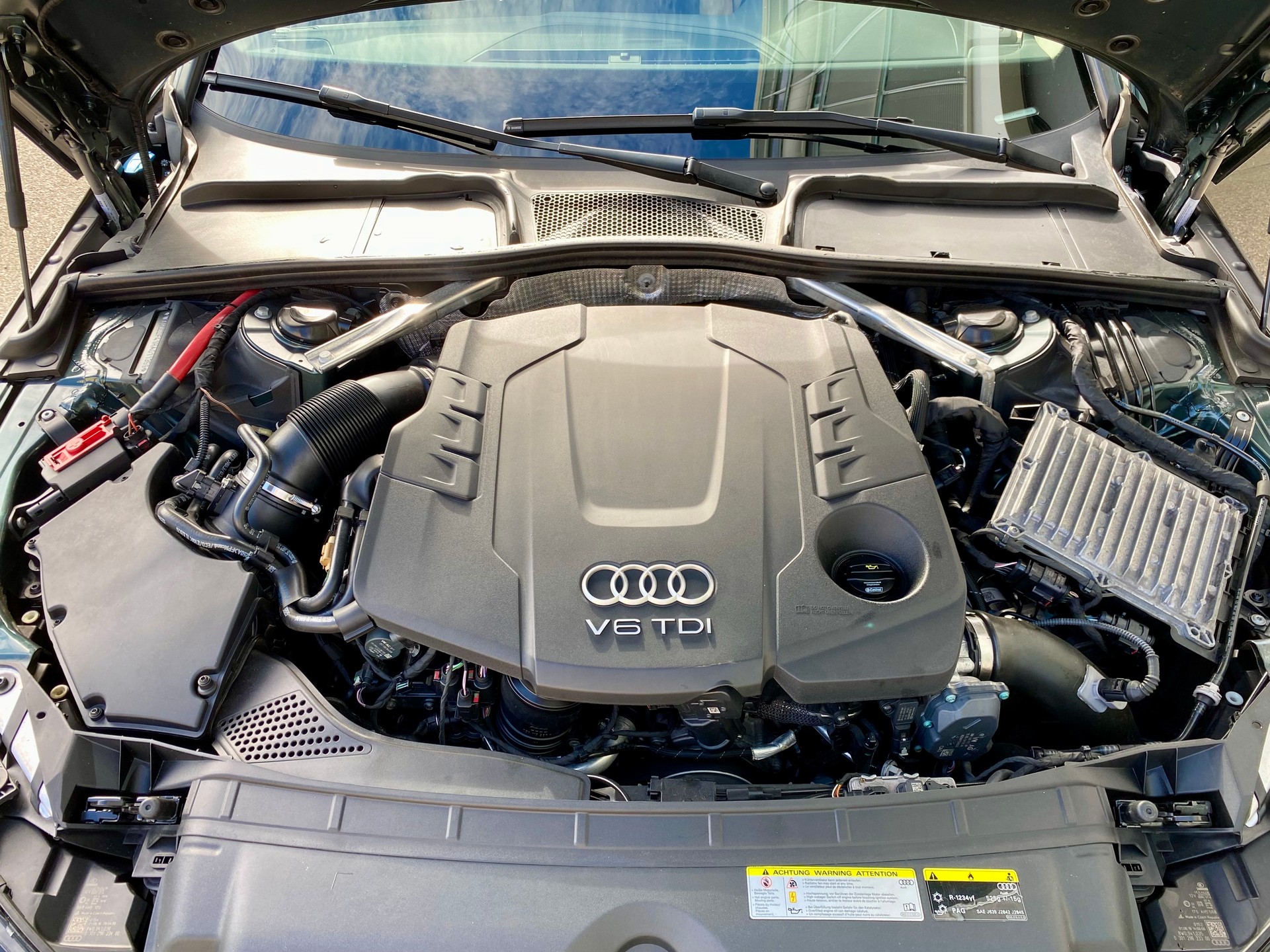 AUDI A4 allroad 3.0 TDI quattro S-tronic-image-13