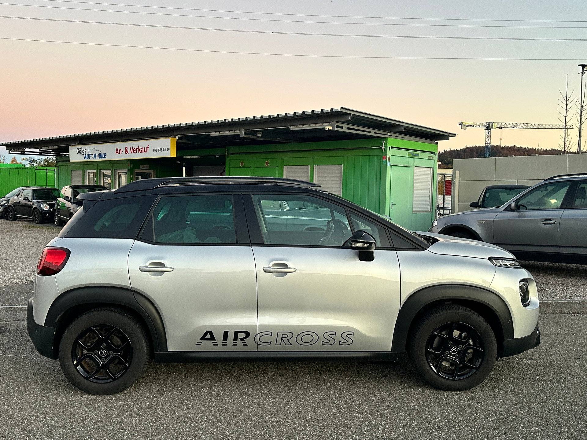 CITROEN C3 Aircross 1.2i PureTech Shine EAT-image-4