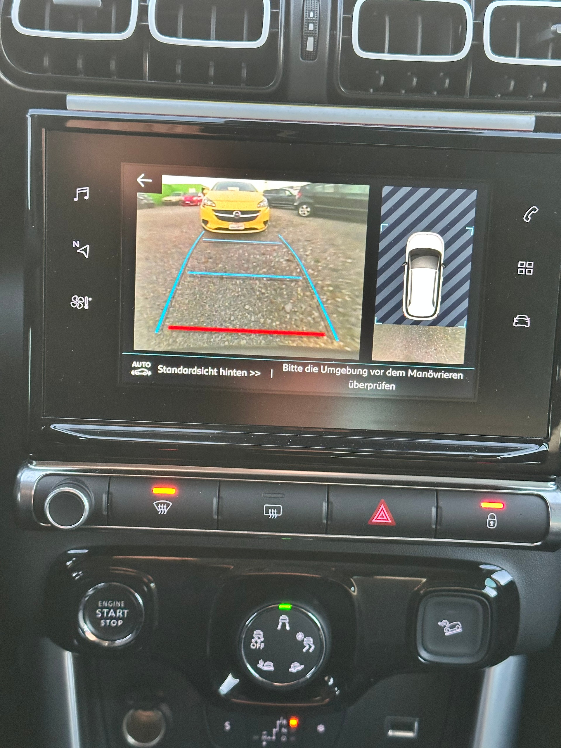 CITROEN C3 Aircross 1.2i PureTech Shine EAT-image-12