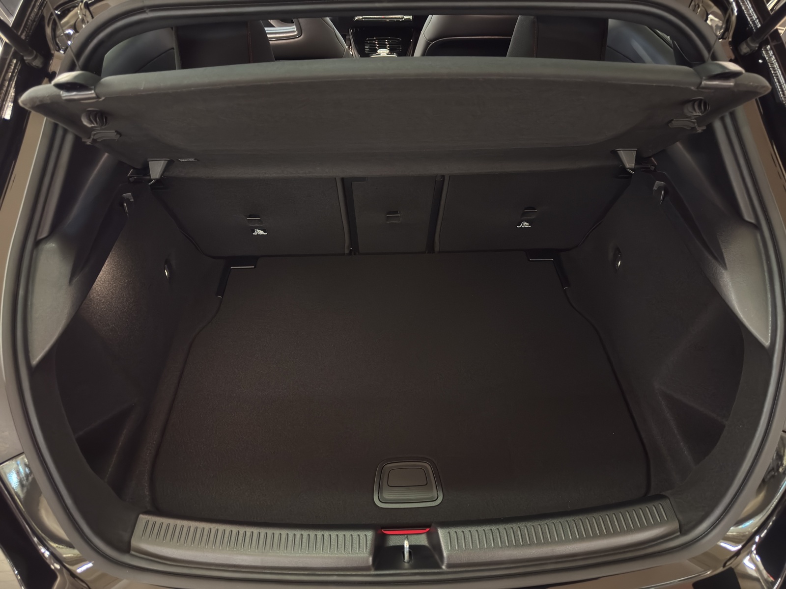 MERCEDES-BENZ A 220 d Berline Compacte-image-19