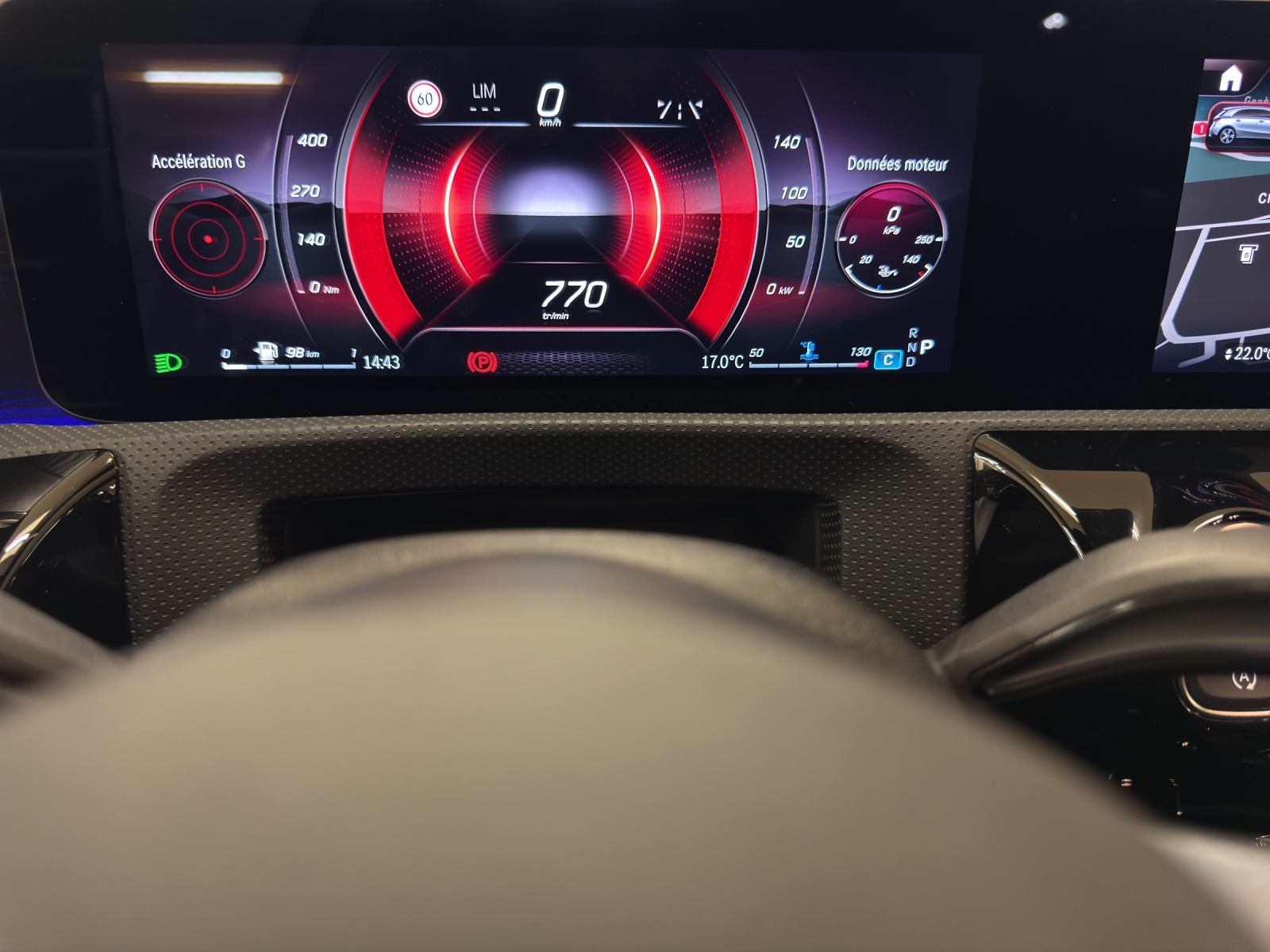 MERCEDES-BENZ A 220 d Berline Compacte-image-8