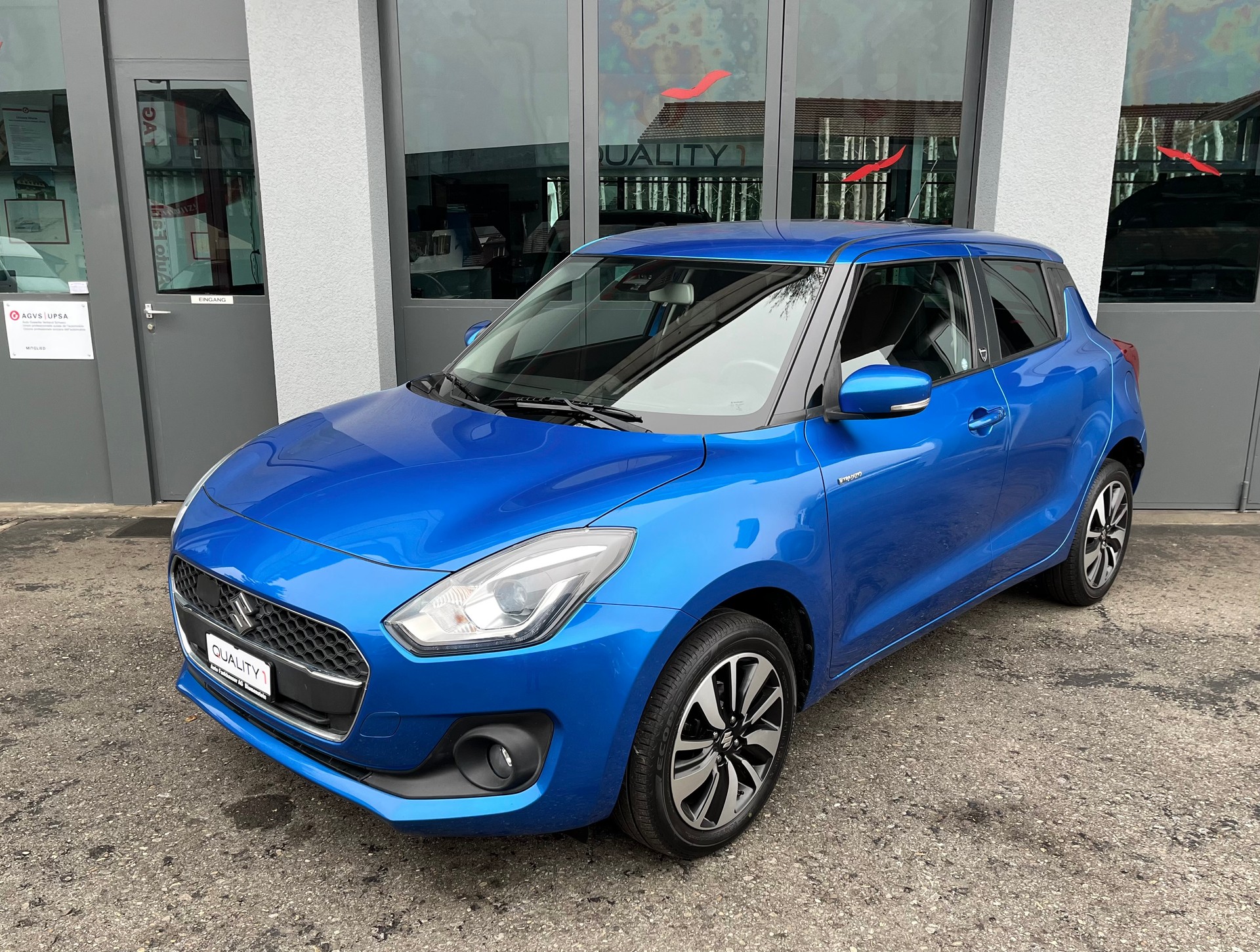 SUZUKI Swift 1.2i 16V SHVS TradizioTop Hybrid Allgrip 4x4-image-2