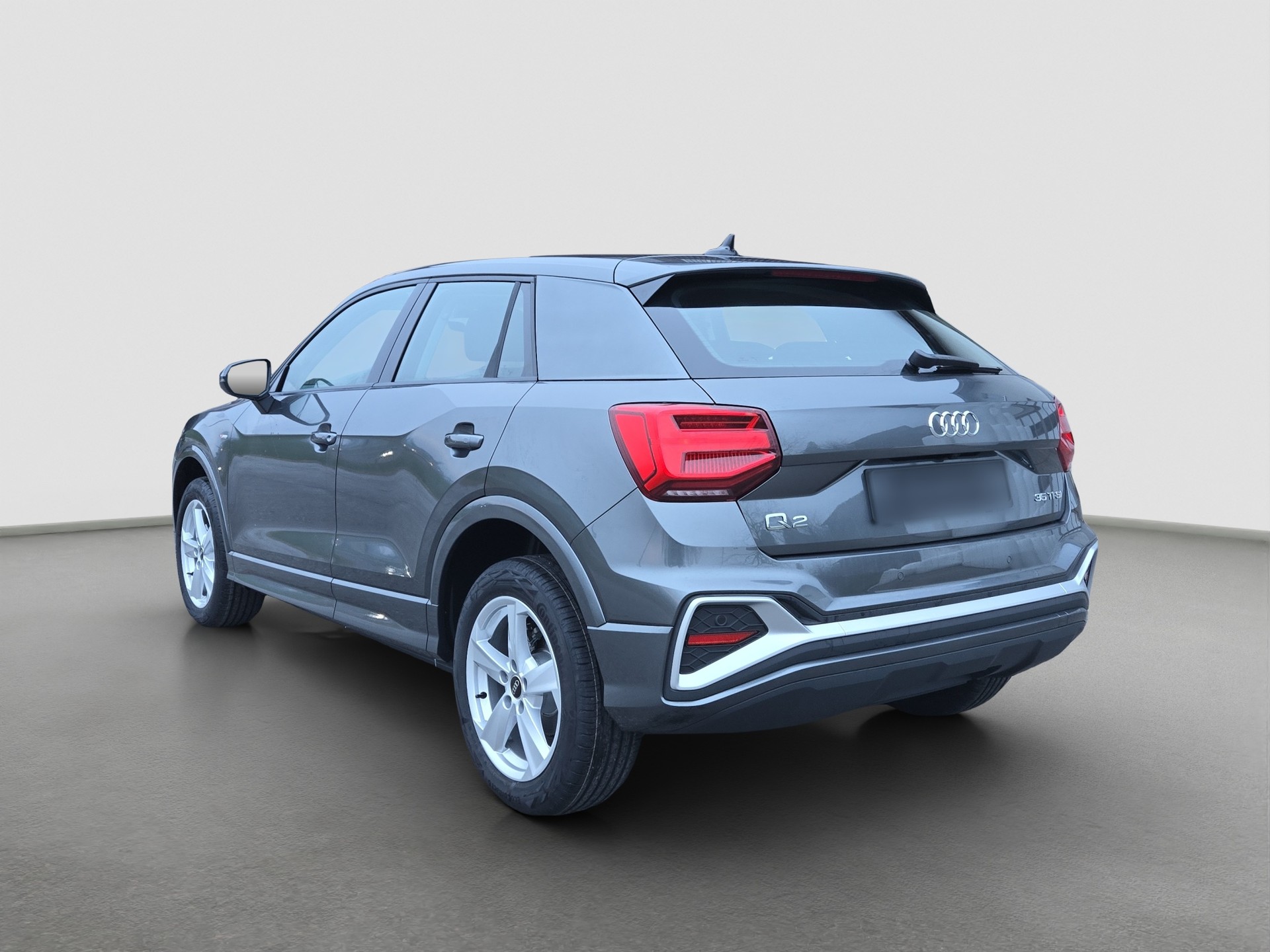 AUDI Q2 35 TFSI S line S-tronic-showroom-element-2