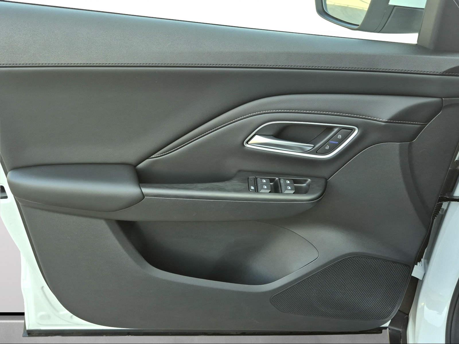 MG ZS 1.5 Hybrid+ Luxury-image-5