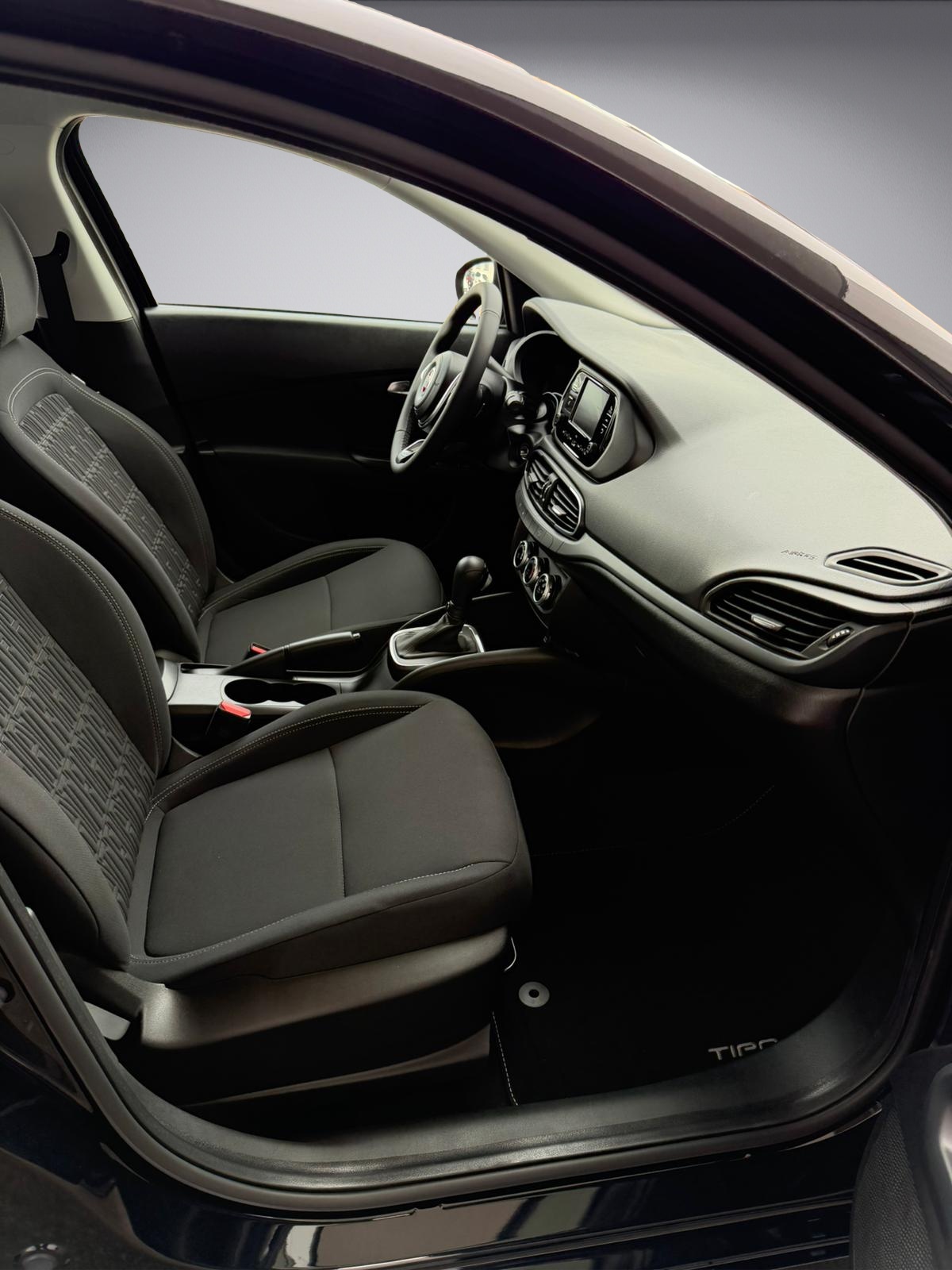 FIAT Tipo Hybrid 1.5 Cult-image-10