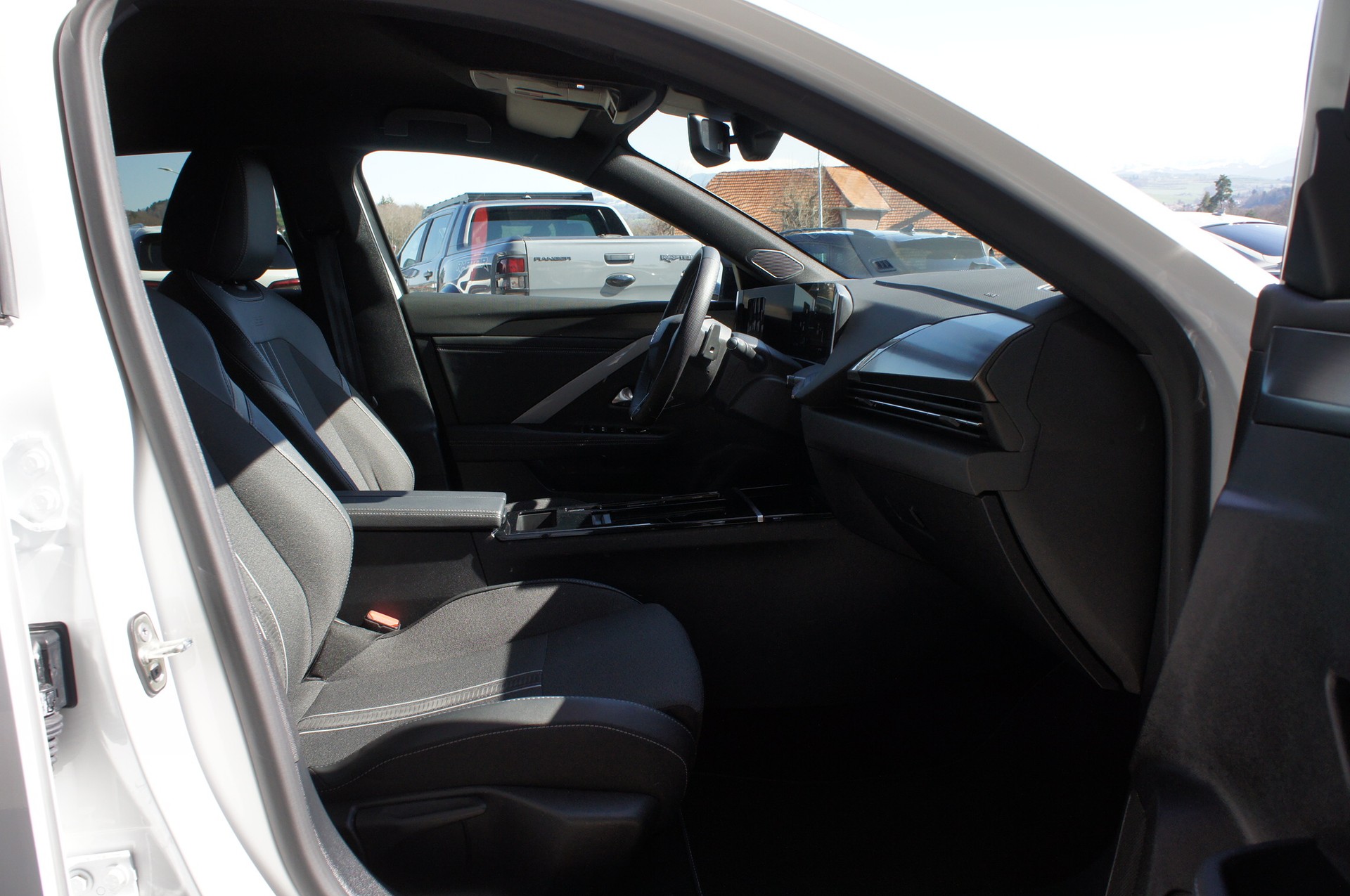 OPEL Astra Sports Tourer 1.6 PHEV Turbo GS A-image-8