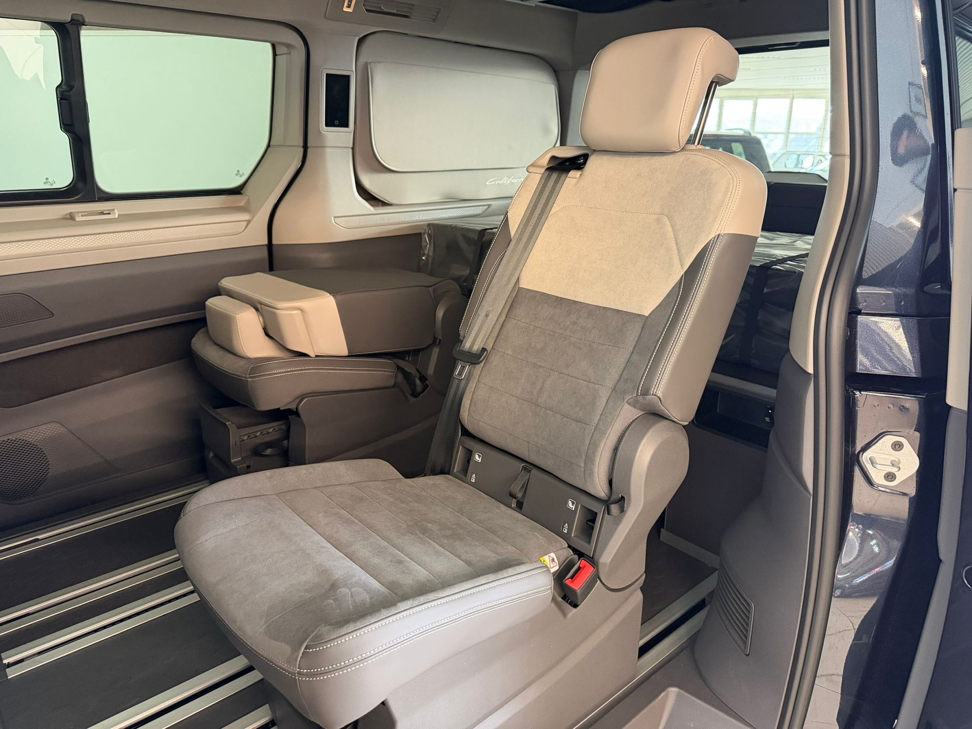 VW California eHybrid Beach Tour 4Motion-image-13