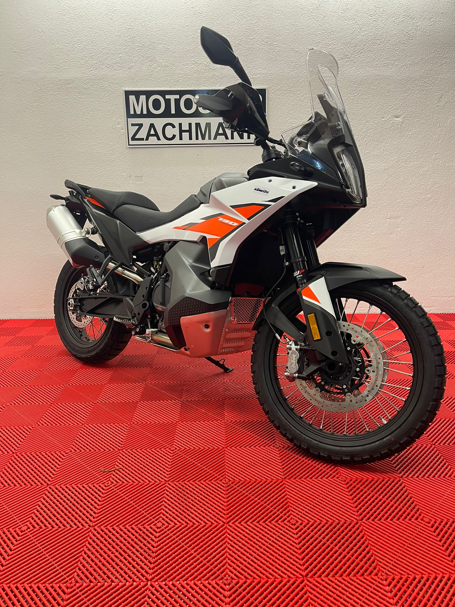 KTM 790 Adventure-image-1