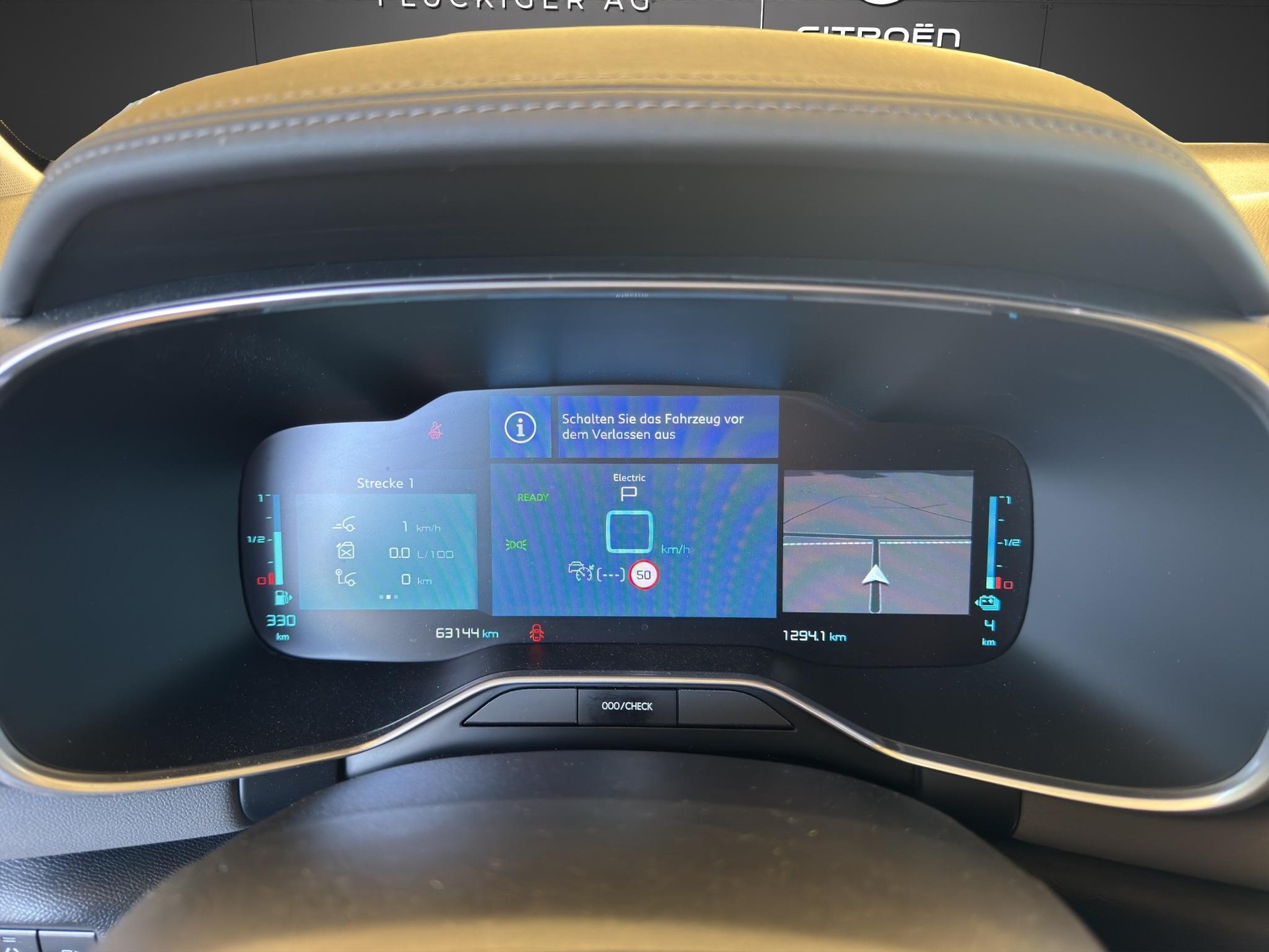 CITROEN C5 Aircross 1.6 Plug-in Hybrid Shine-image-13