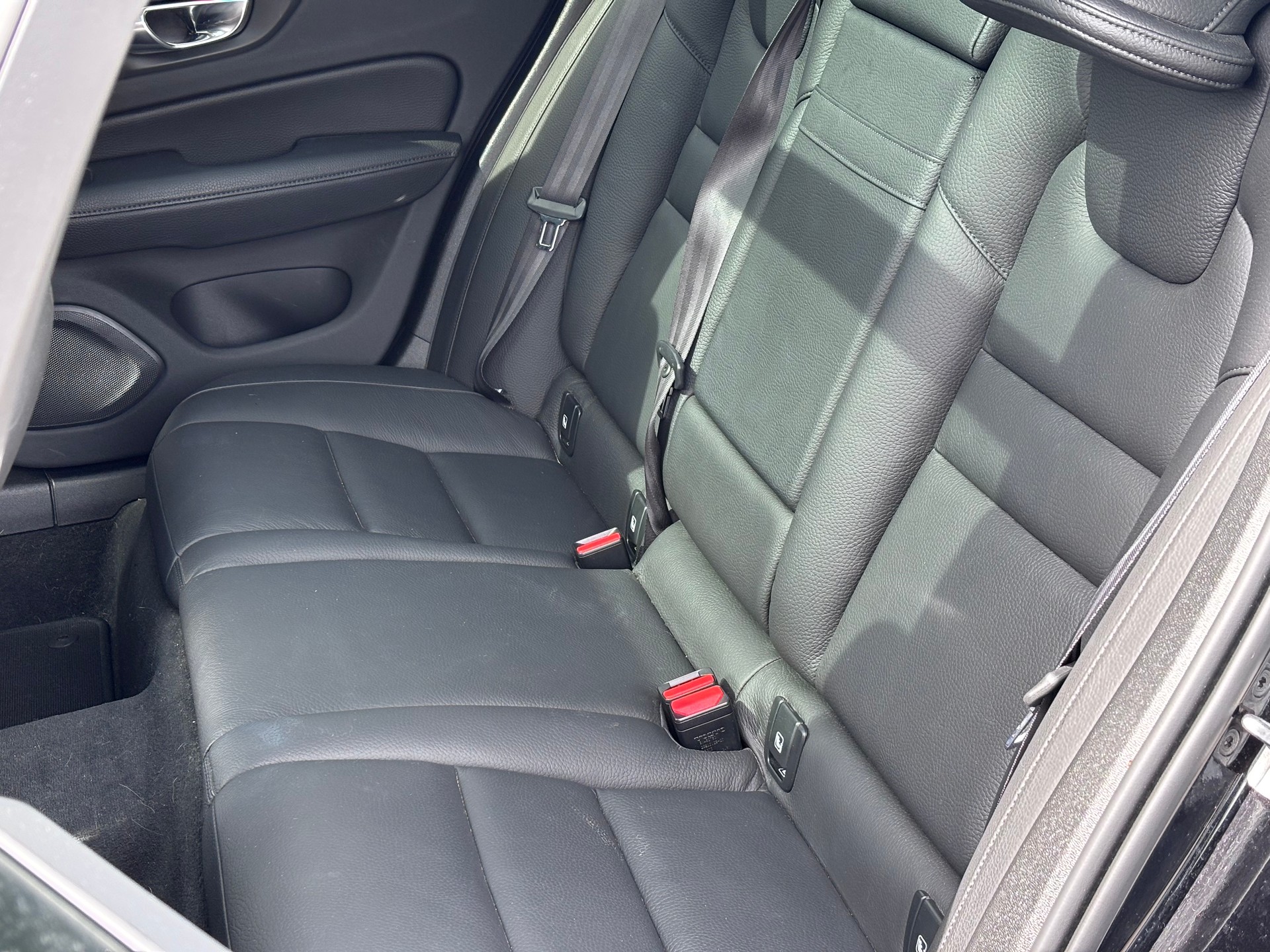 VOLVO V60 Cross Country B5 Benzin Mild Hybrid AWD Geartronic-image-25