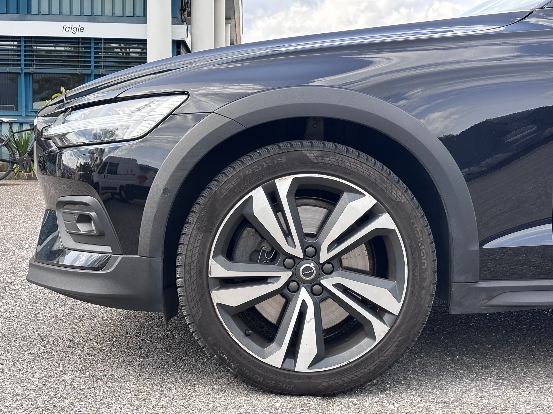 VOLVO V60 Cross Country B5 Benzin Mild Hybrid AWD Geartronic-image-10