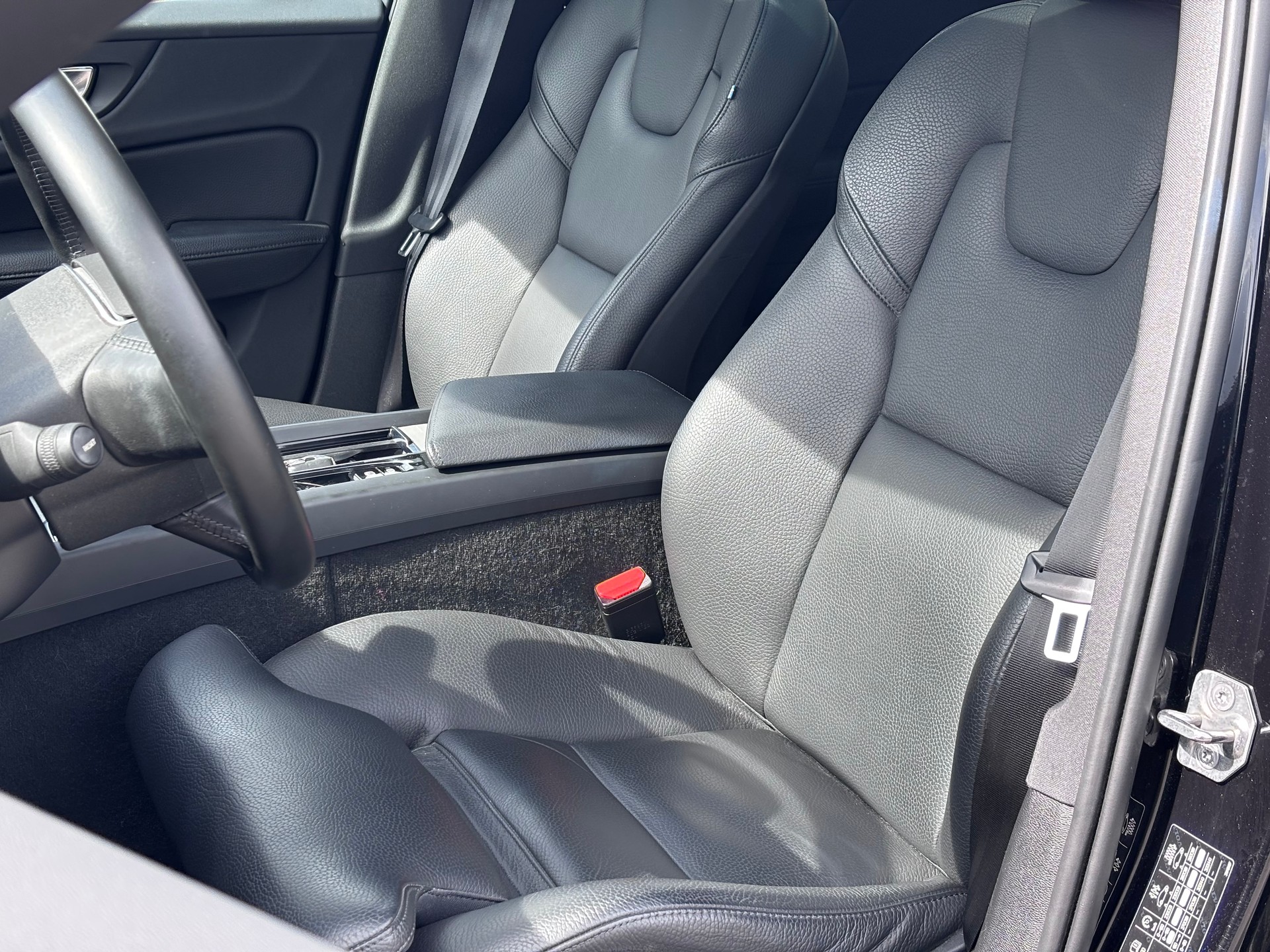VOLVO V60 Cross Country B5 Benzin Mild Hybrid AWD Geartronic-image-13