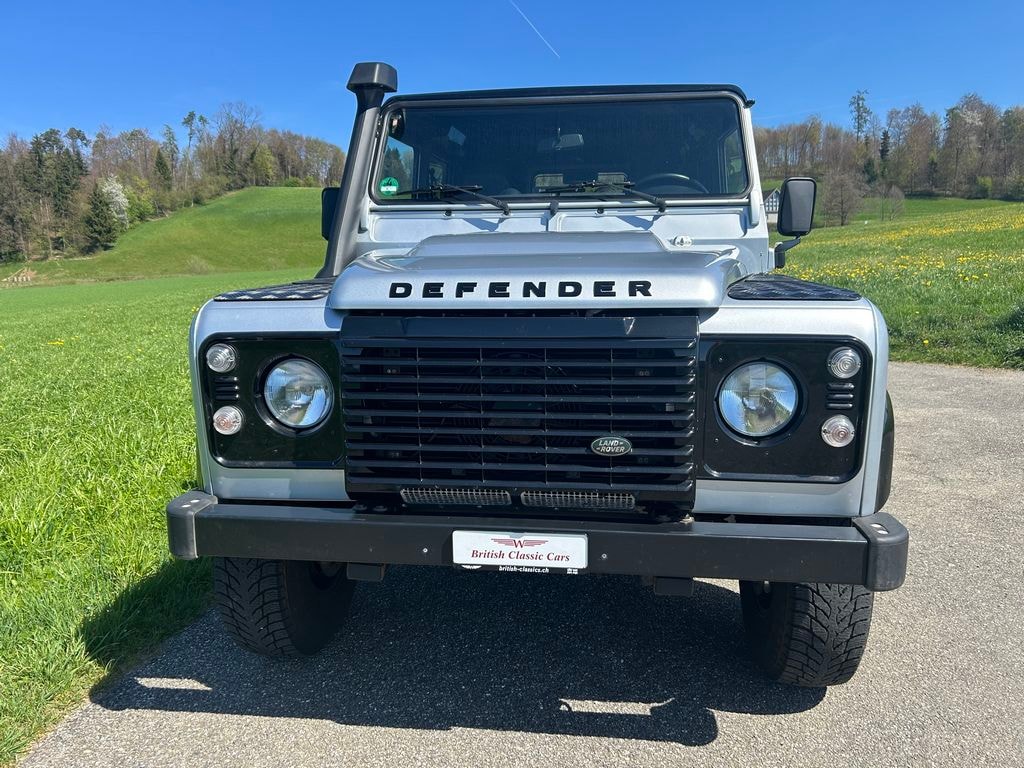 LAND ROVER Defender 110 2.2 TD4 SW SE-image-4