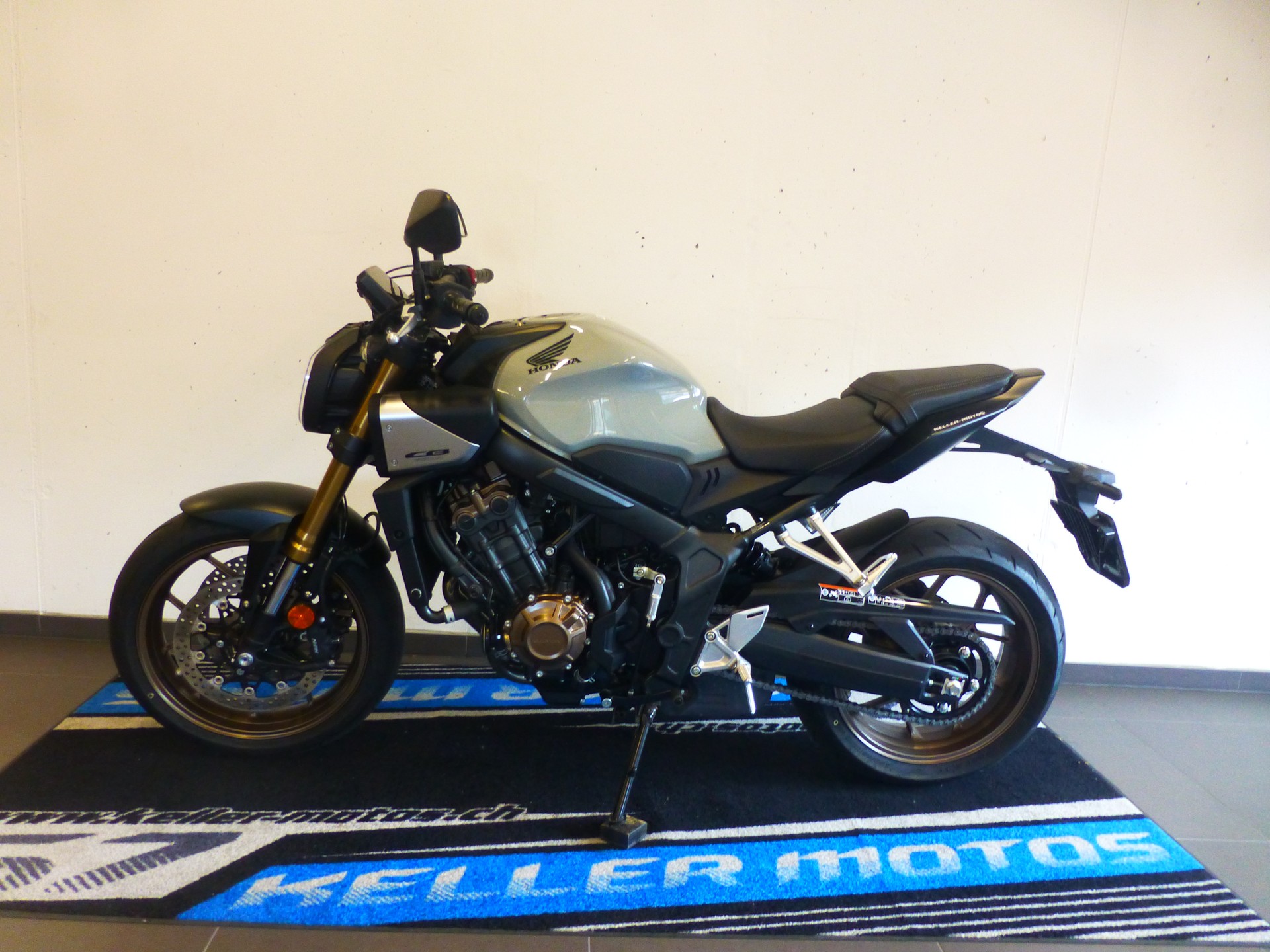 HONDA CB 650 R E-Clutch-image-1