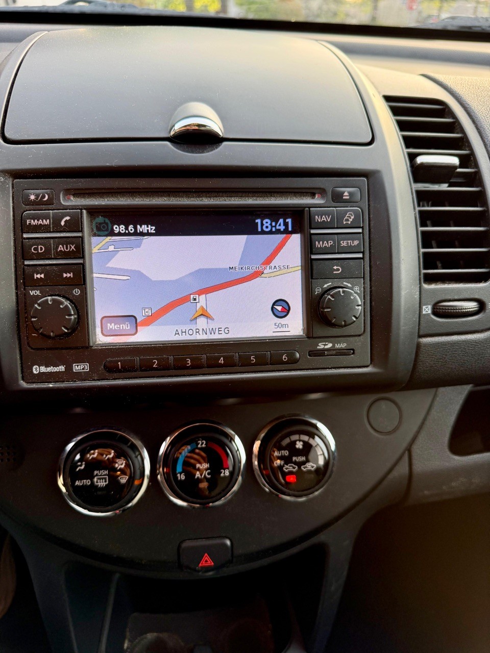 NISSAN Note 1.4 acenta-image-8