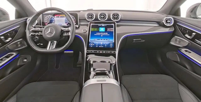 MERCEDES-BENZ CLE 300 4M Cabrio-image-10