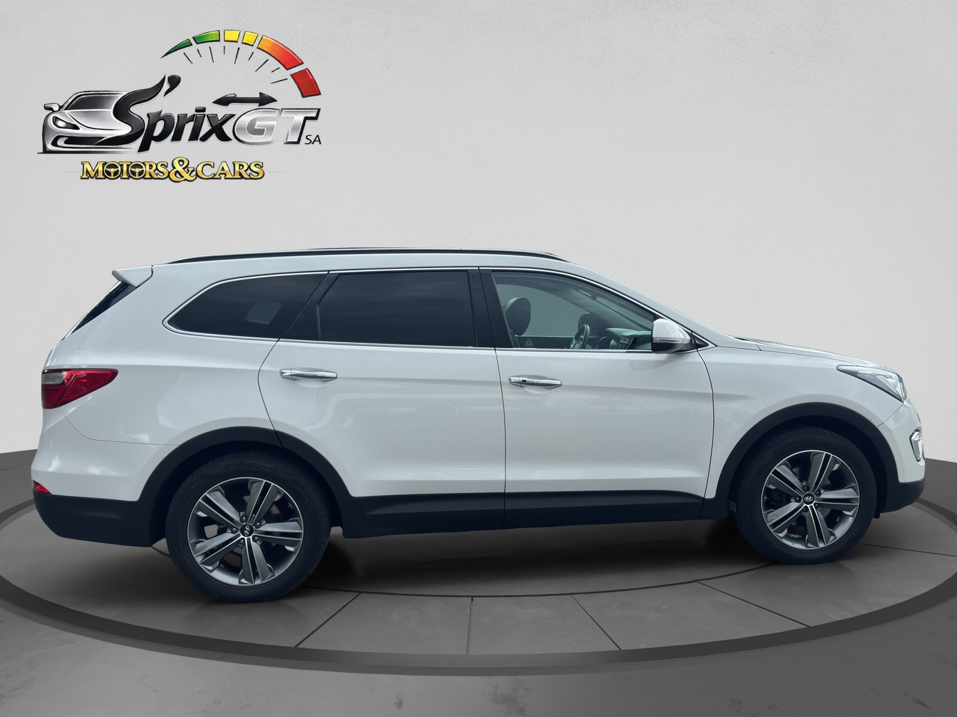 HYUNDAI Grand Santa Fe 2.2 CRDI Premium 4WD-image-5