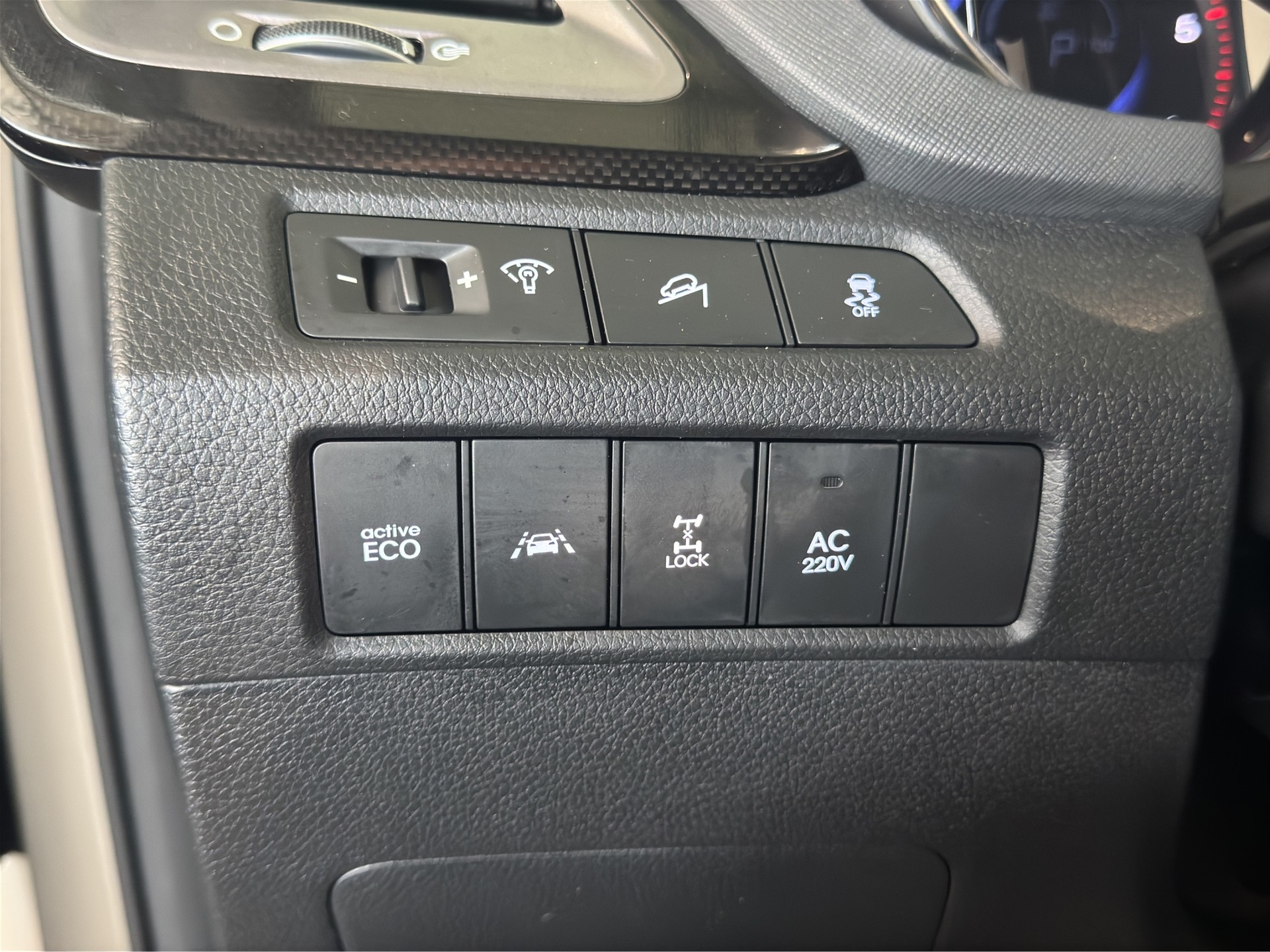 HYUNDAI Grand Santa Fe 2.2 CRDI Premium 4WD-image-29