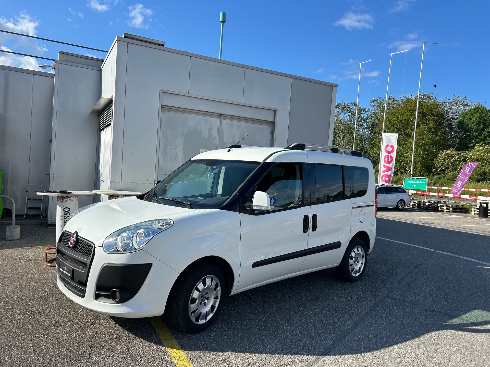 FIAT Doblò 1.4 T-jet Emotion-image-4