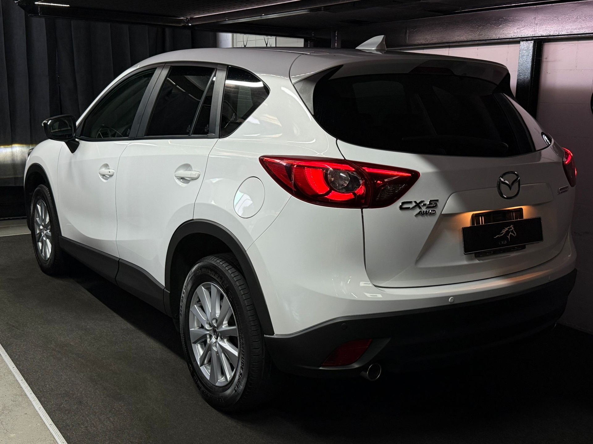 MAZDA CX-5 2.2 D Ambition AWD / Anhängerkupplung 2'000 KG / Aus Erster Hand-showroom-element-2