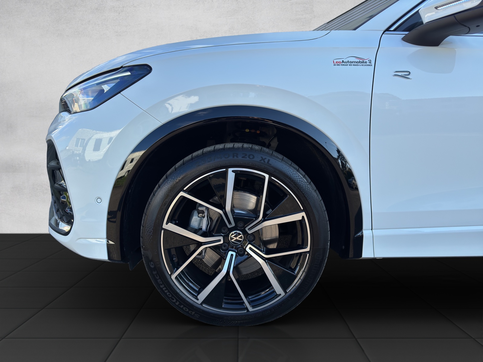 VW Tiguan 2.0 TSI DSG R-Line 4Motion-image-19