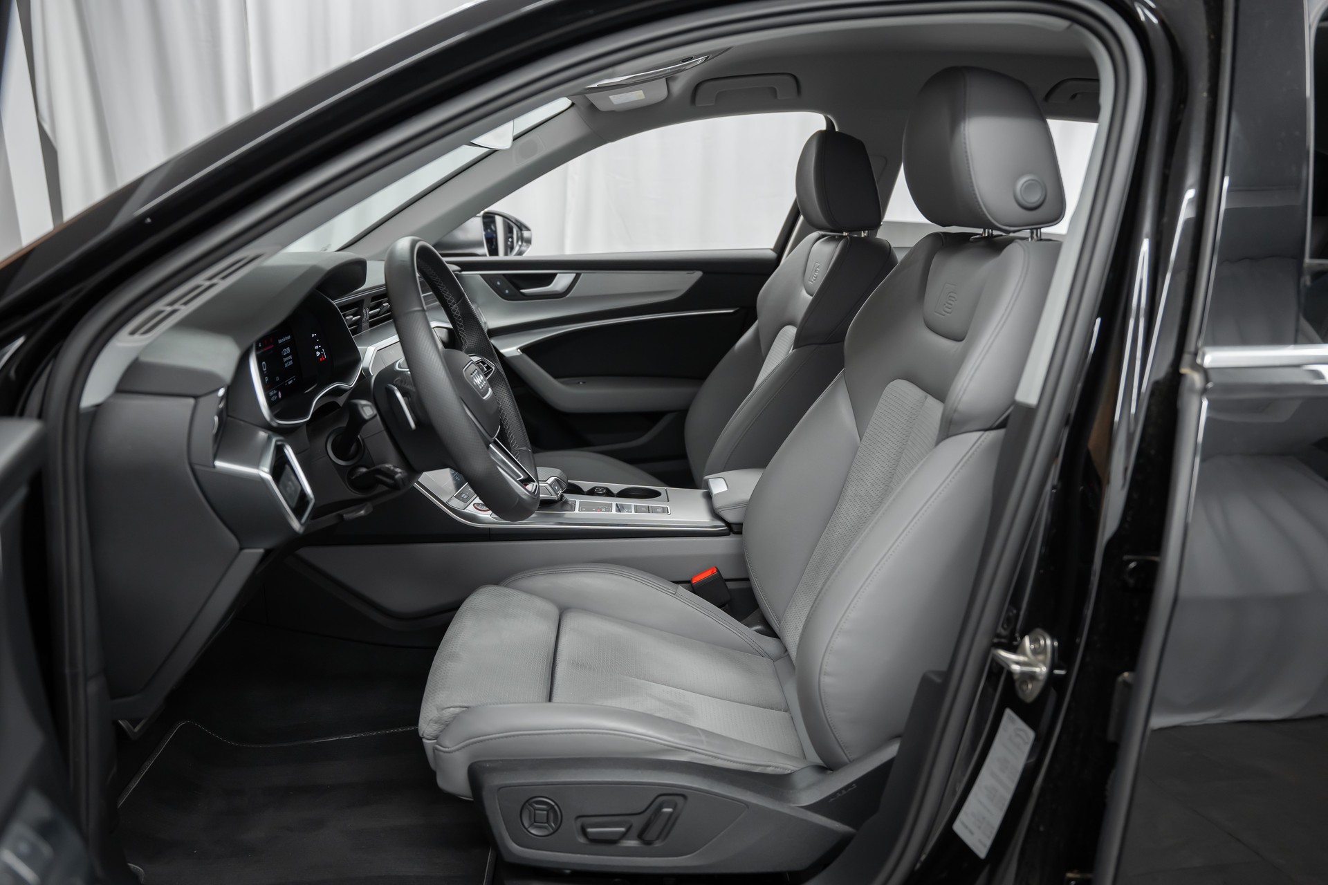 AUDI S6 Avant 3.0 TDI quattro tiptronic *Facelift*Black-Optik*Fahrassists*B&O*20"RS*-image-12