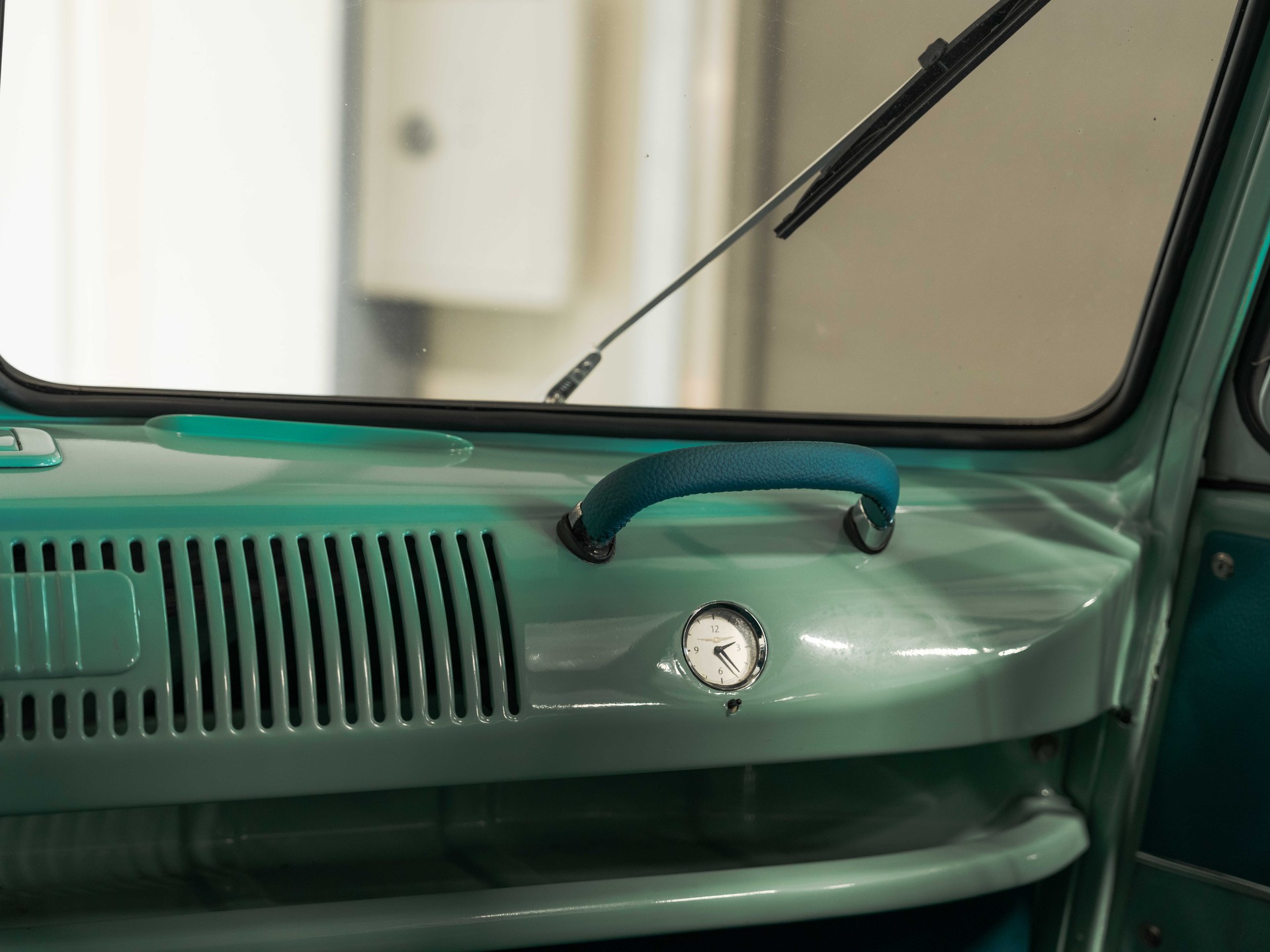 VW T1-image-30