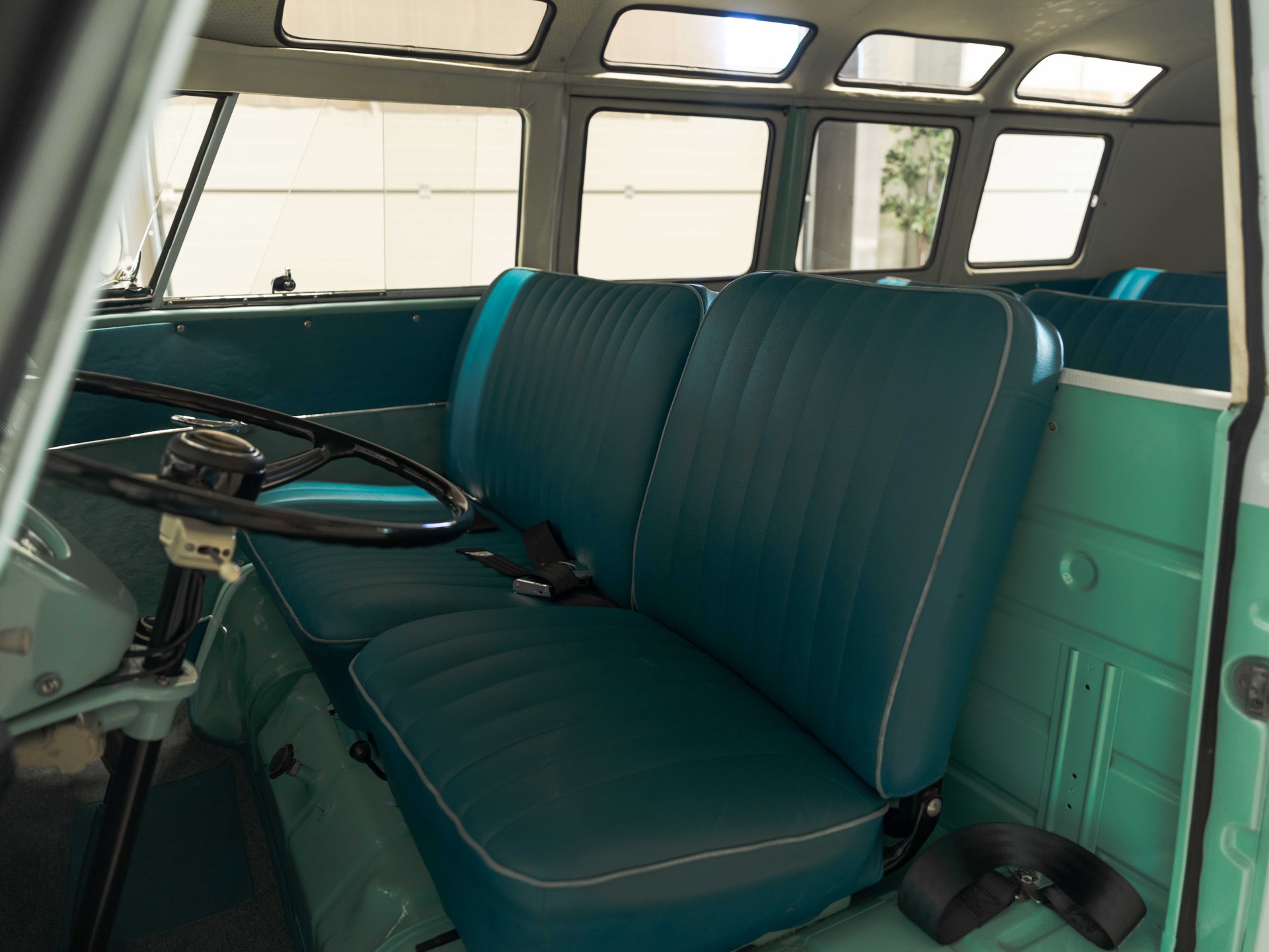 VW T1-image-11