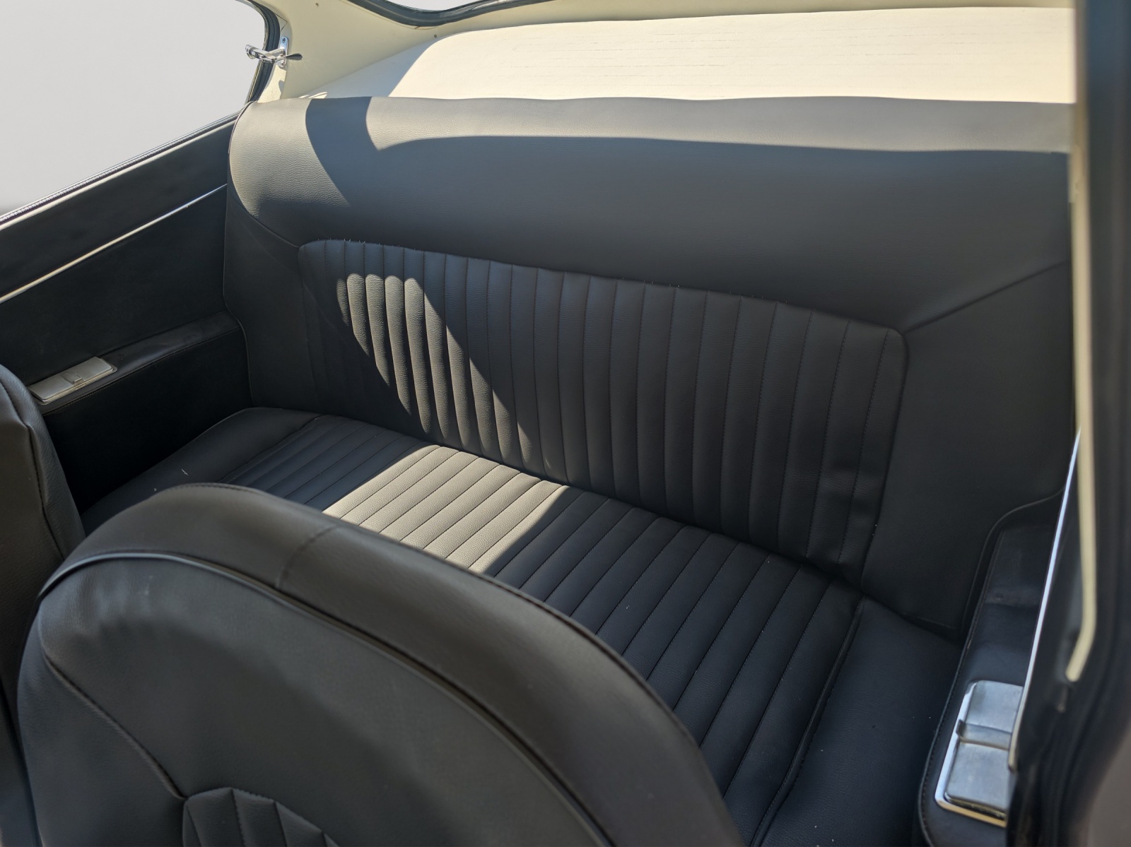LANCIA 1.8 Coupe Pininfarina-image-9