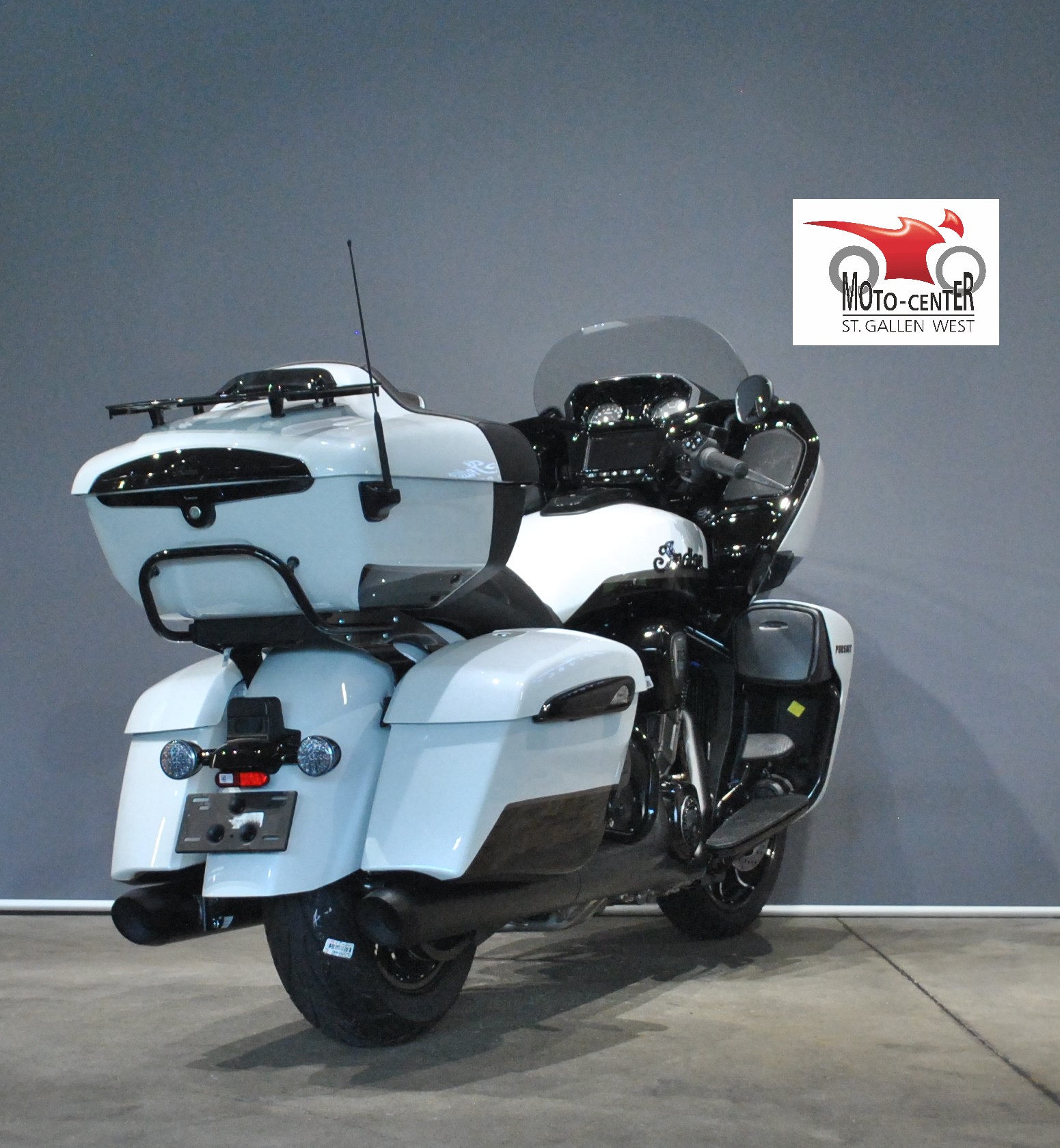 INDIAN Pursuit 112 Dark Horse-image-4