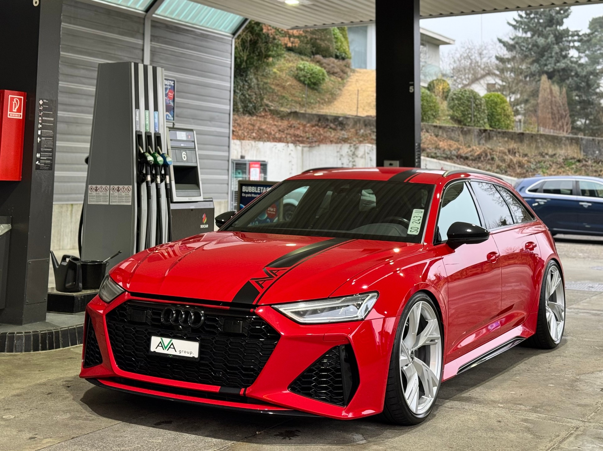 AUDI RS6 Avant 4.0 TFSI V8 quattro-image-13