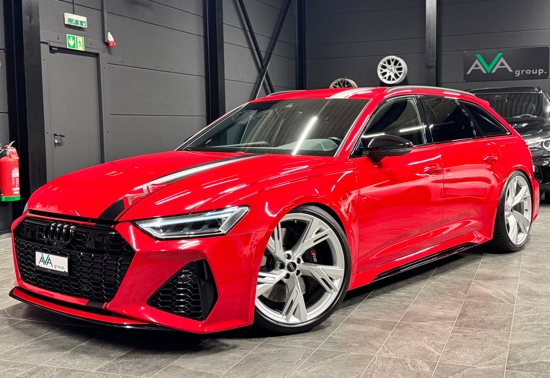 AUDI RS6 Avant 4.0 TFSI V8 quattro-image-1