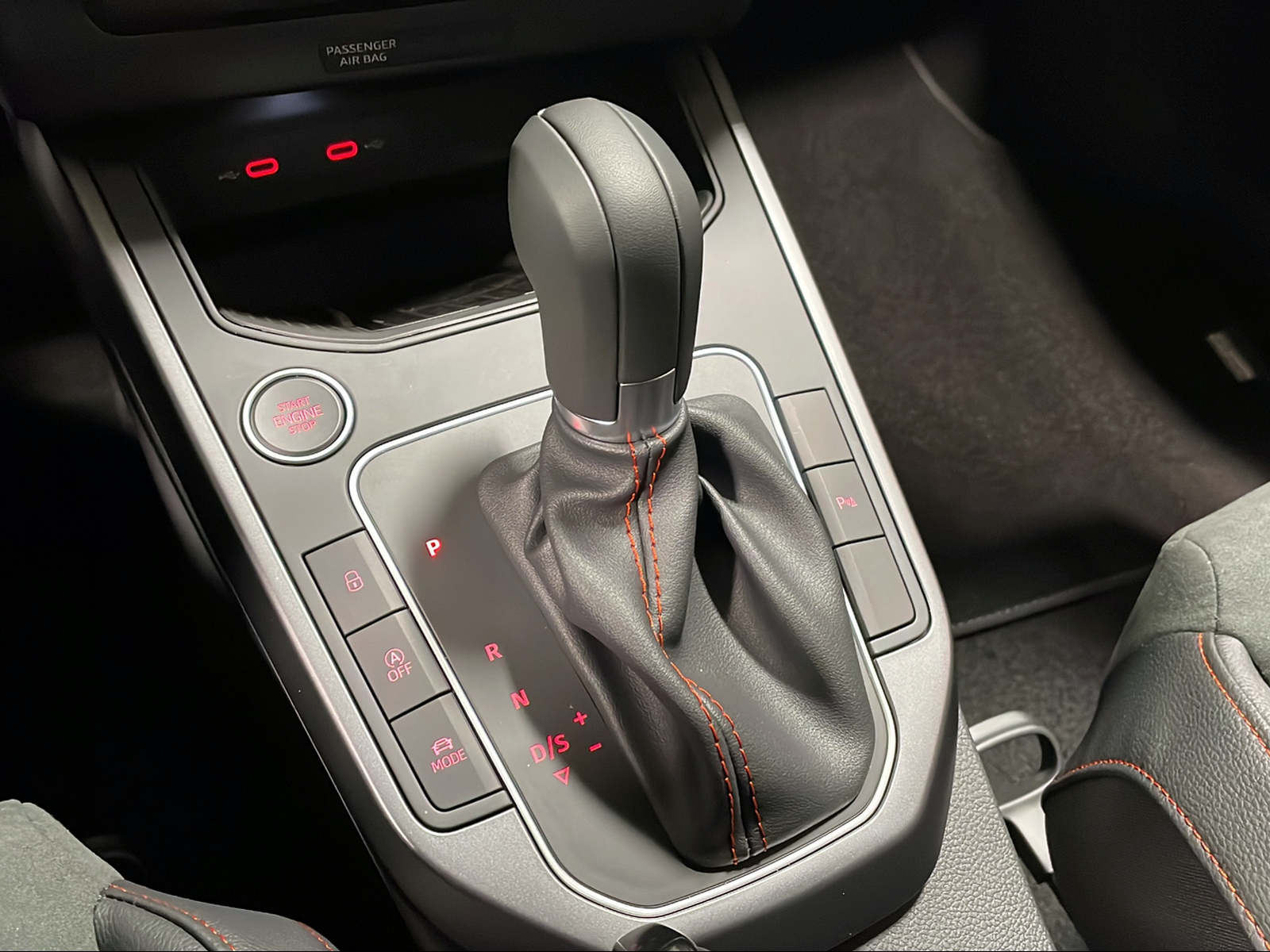 SEAT Ibiza 1.5 TSI Anniversary DSG-image-9